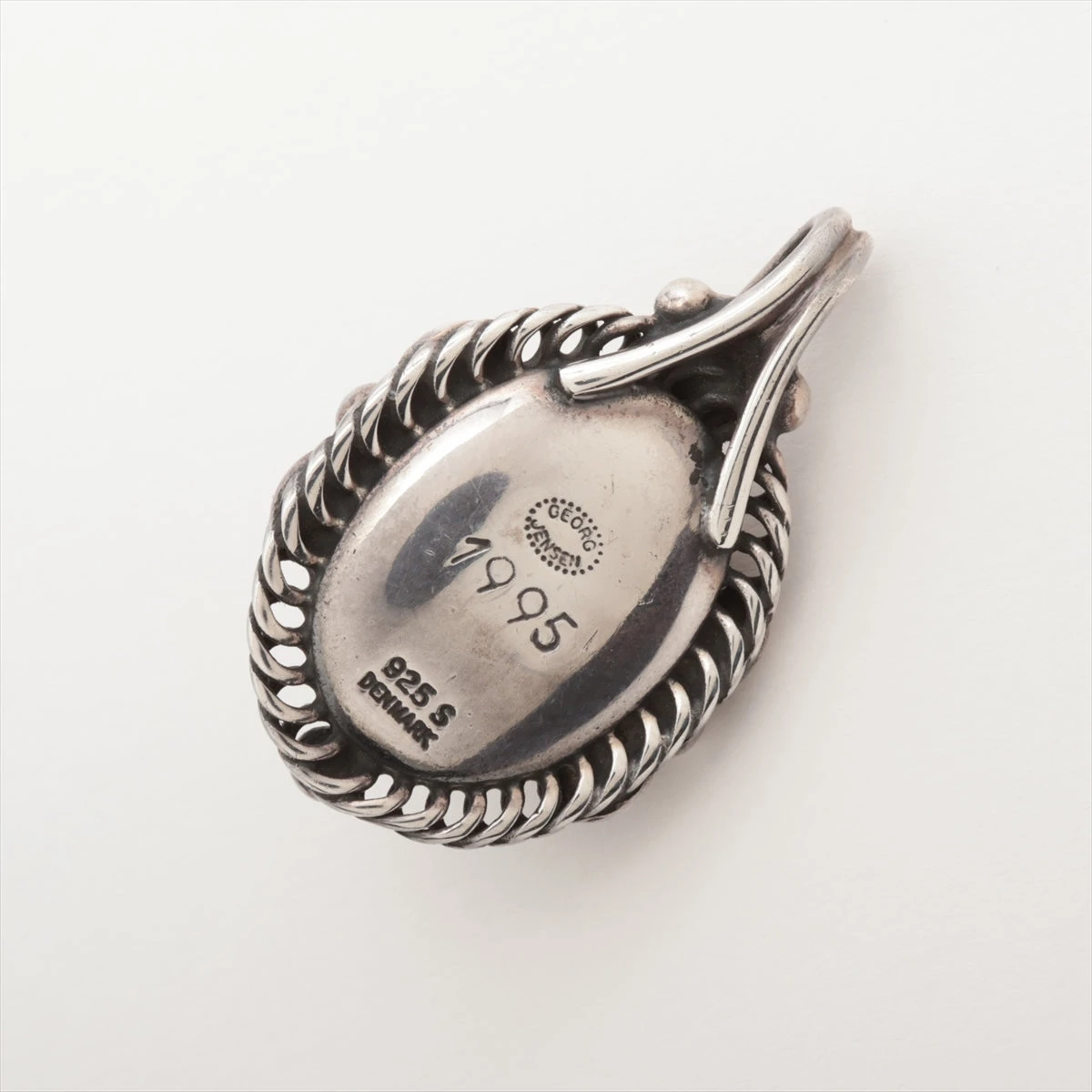 ジョージジェンセン 1995 イヤーペンダント オニキス シルバー925 箱付 ジョージジェンセン 1995 イヤーペンダント オニキス シルバー925 箱付