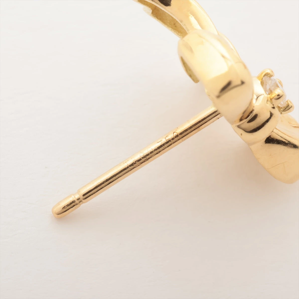 sale！Tiffany & Co. リボン型ピアス YG750ダイヤ Tiffany & Co. - Tiffany & Co. Au750 K18 ツイスト リボン