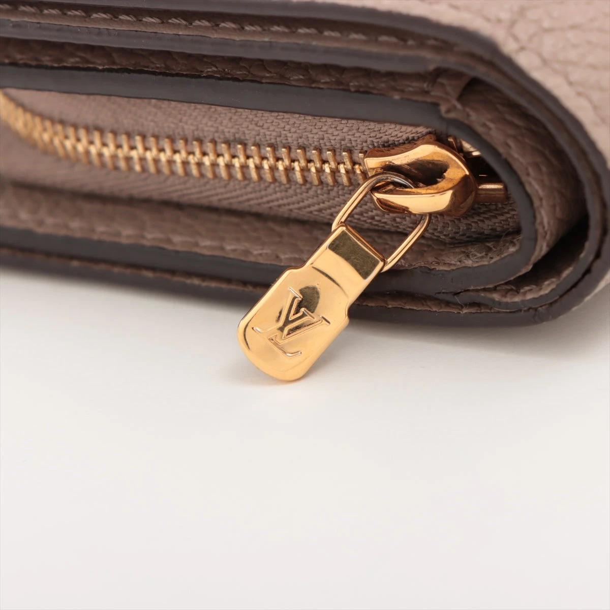 ヴィトン バイカラー モノグラム アンプラント ポルトフォイユ