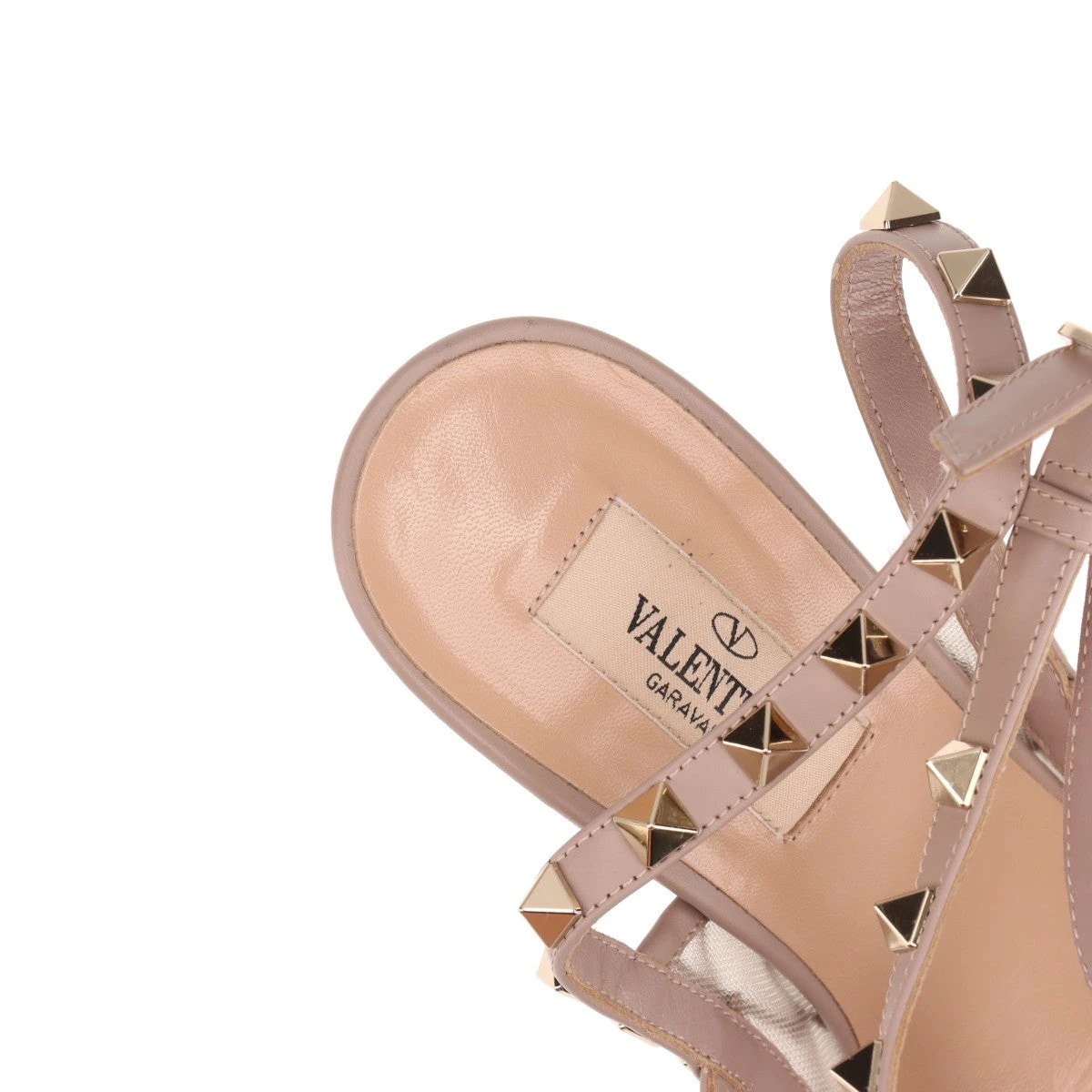 【VALENTINO】ロックスタッズレザーブレスレット　ピンクベージュ ロックスタッズ ブレスレット for ウィメンズ インチ パウダー