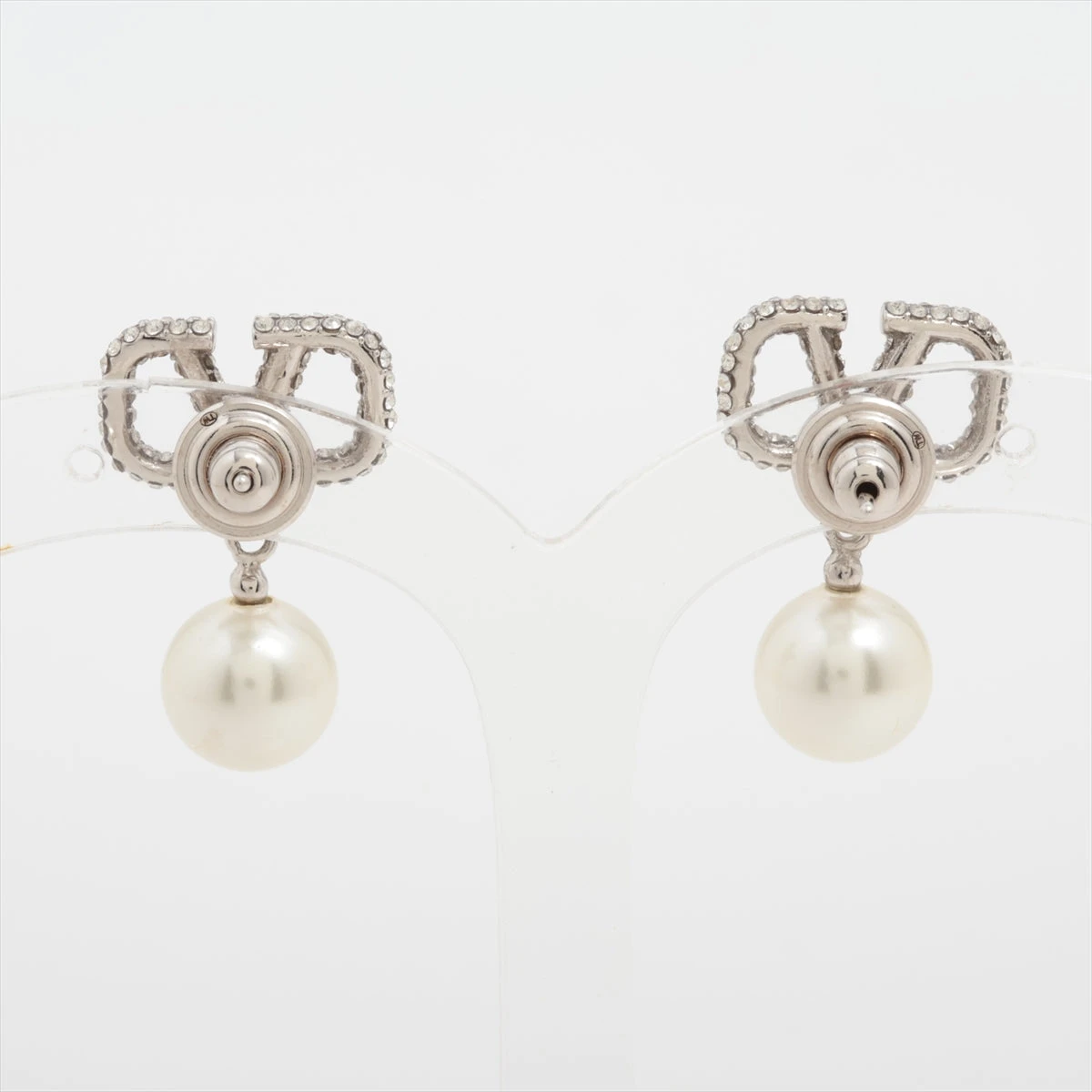 ヴァレンティノ Vロゴ ピアス(両耳用) GP×ラインストーン