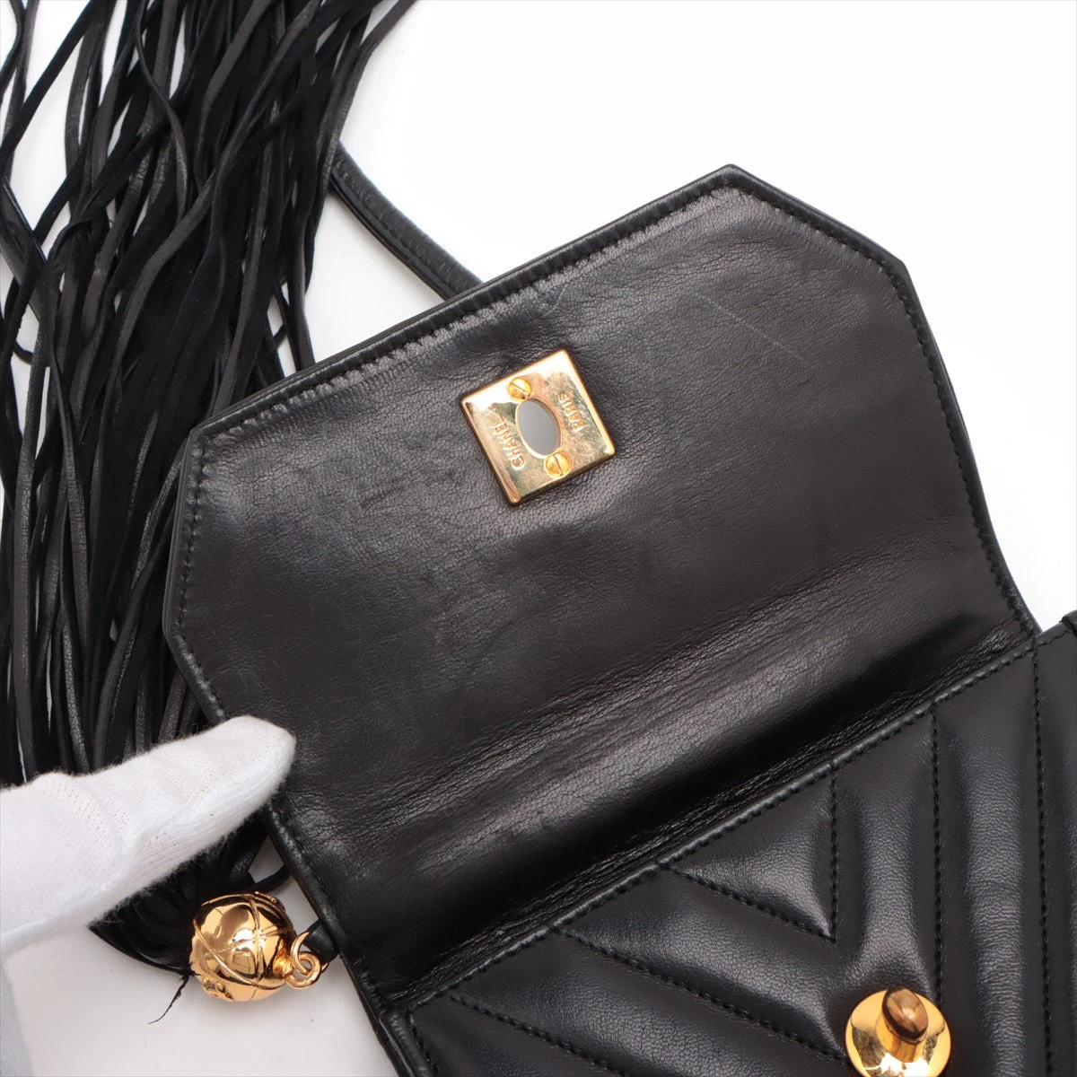 シャネル CHANEL ラムスキン フリンジ ショルダーバッグ バイアスステッチ CHANEL シャネル Vステッチ ココマーク ラムスキンフリンジ