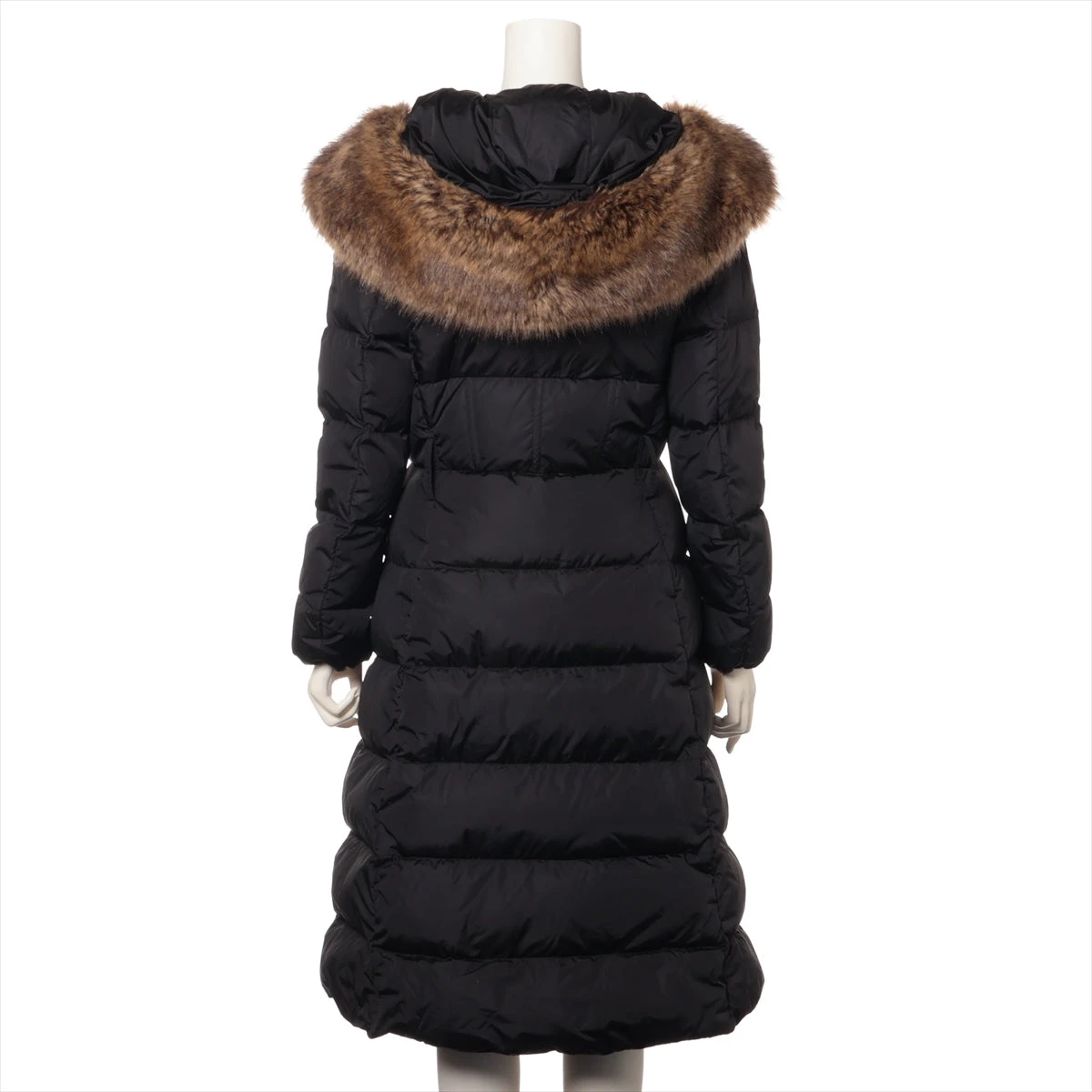 美品★モンクレール・BREST ベルト付 キルト ダウンジャケット(1) 楽天市場】MONCLER (モンクレール) ウエストベルト フルジップ