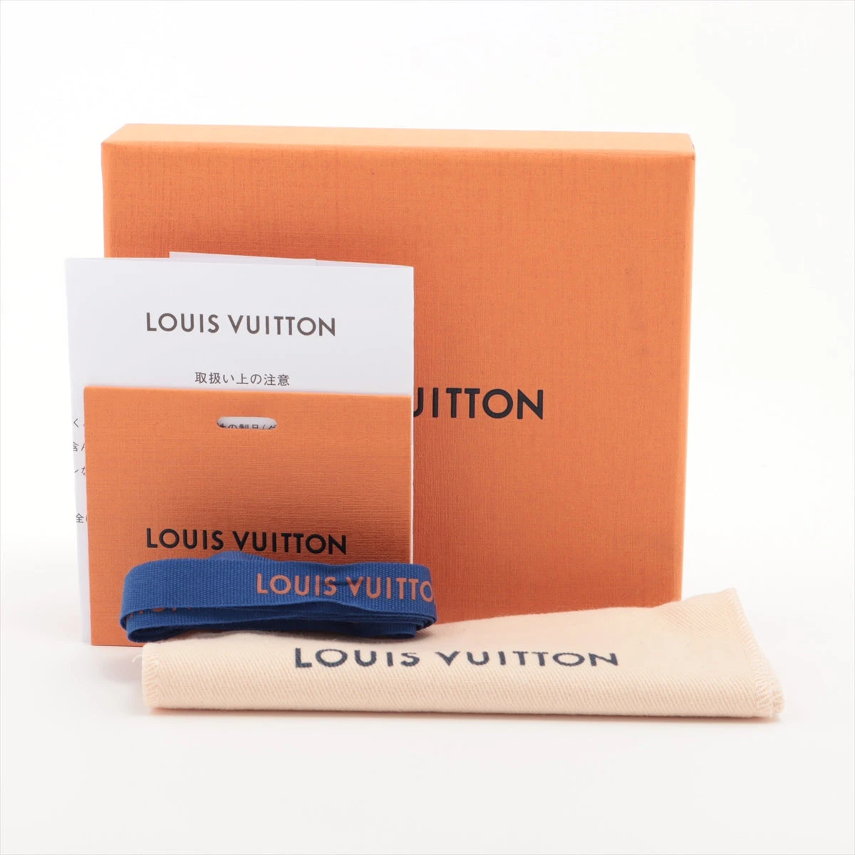 ヴィトン モノグラム ポルトフォイユノアコンパクト 型番