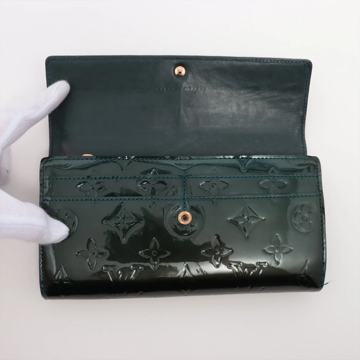 【美品】ルイヴィトン ポルトフォイユサラ 長財布 グリーン ヴェルニ モノグラム LOUIS VUITTON（財布 ・ グリーン・カーキ/緑色系）のフリマ