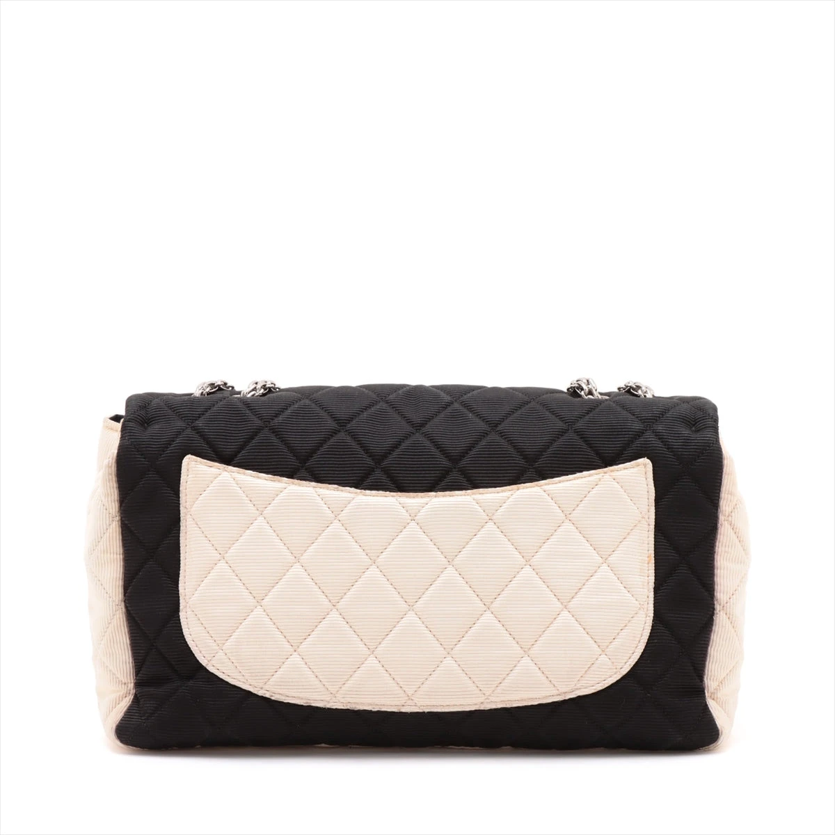 シャネル　ナイロンマトラッセショルダーバック　2.55 ブラックチェーンシルバー 楽天市場】【バッグ】CHANEL シャネル 2.55 マトラッセ チェーン