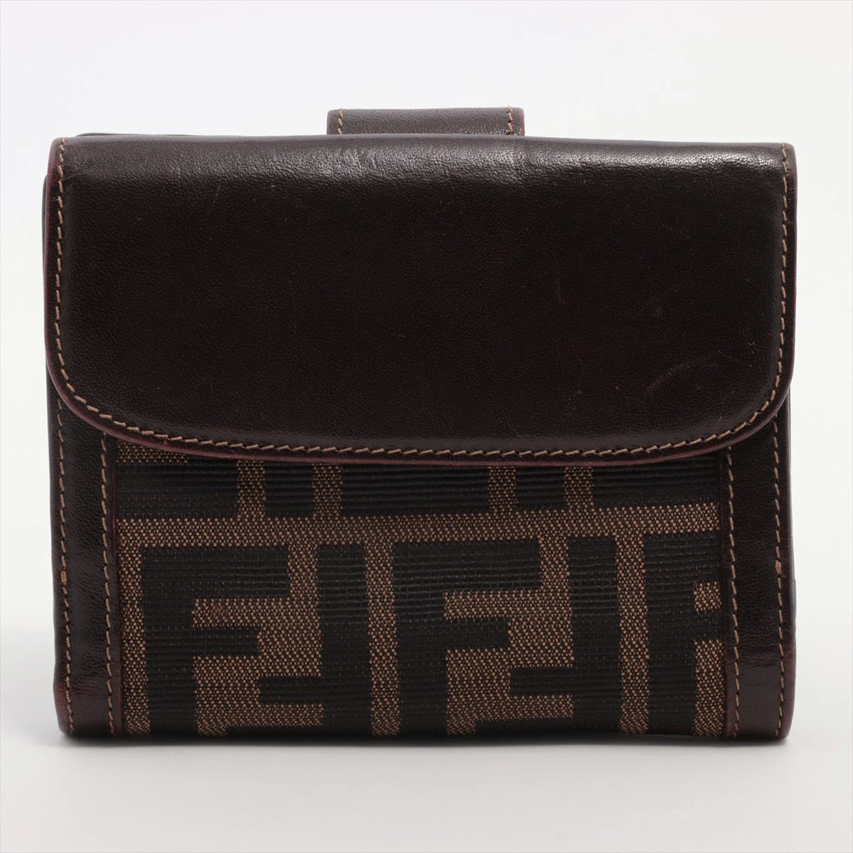 フェンディ バゲット ズッカ キャンバス 財布 フェンディ ズッカ コンパクトウォレット｜中古ブランド品