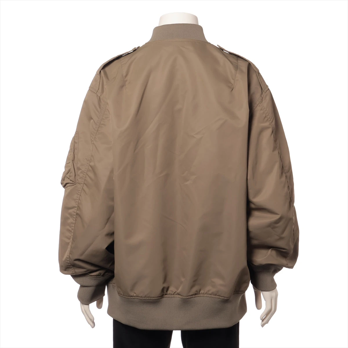 stone  ナイロン プルオーバー　カーキ stone island ナイロン プルオーバー カーキ