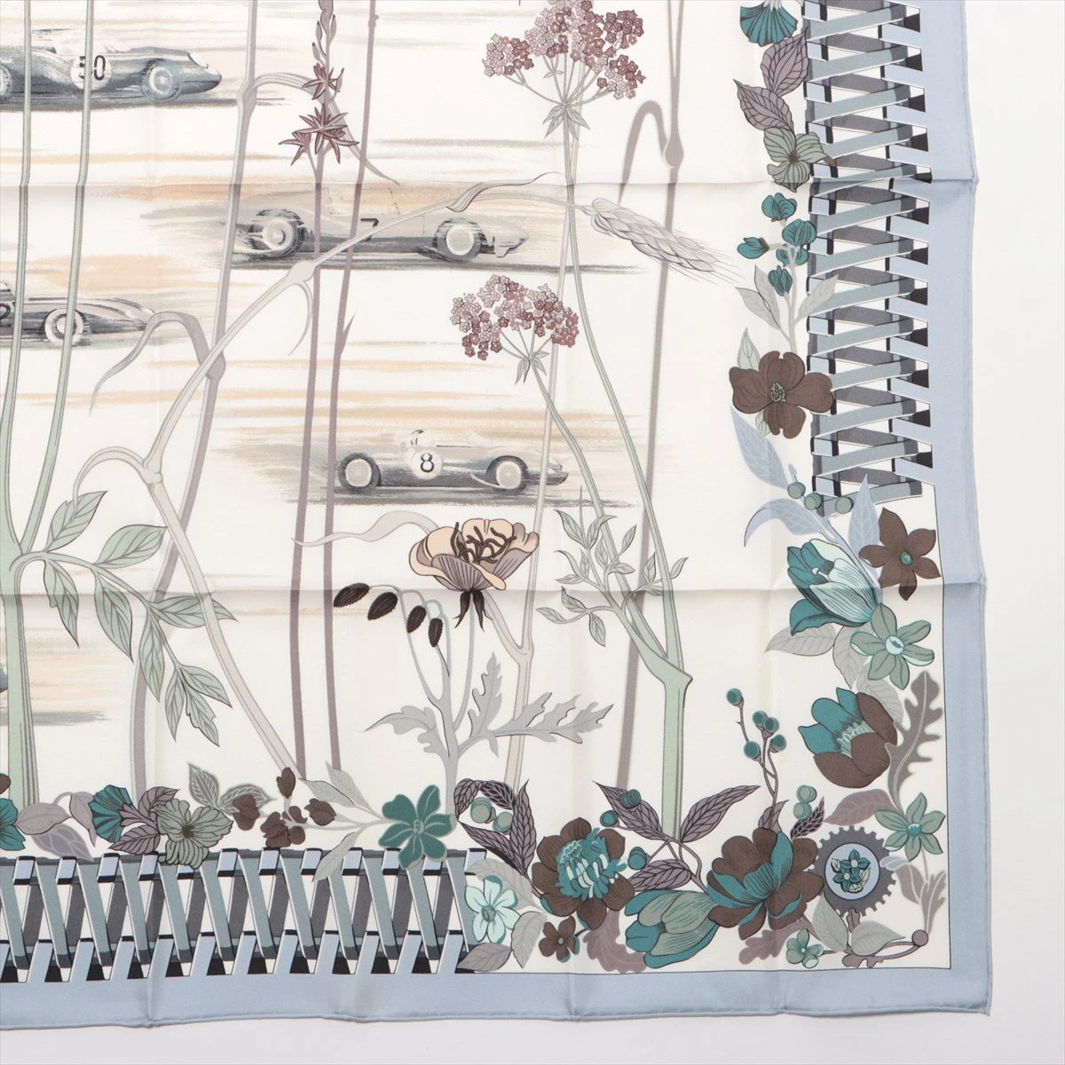 HERMES LES BOLIDES RACE CARS　エルメス　カレ90 HERMES LES BOLIDES RACE CARS エルメス カレ90 - メルカリ