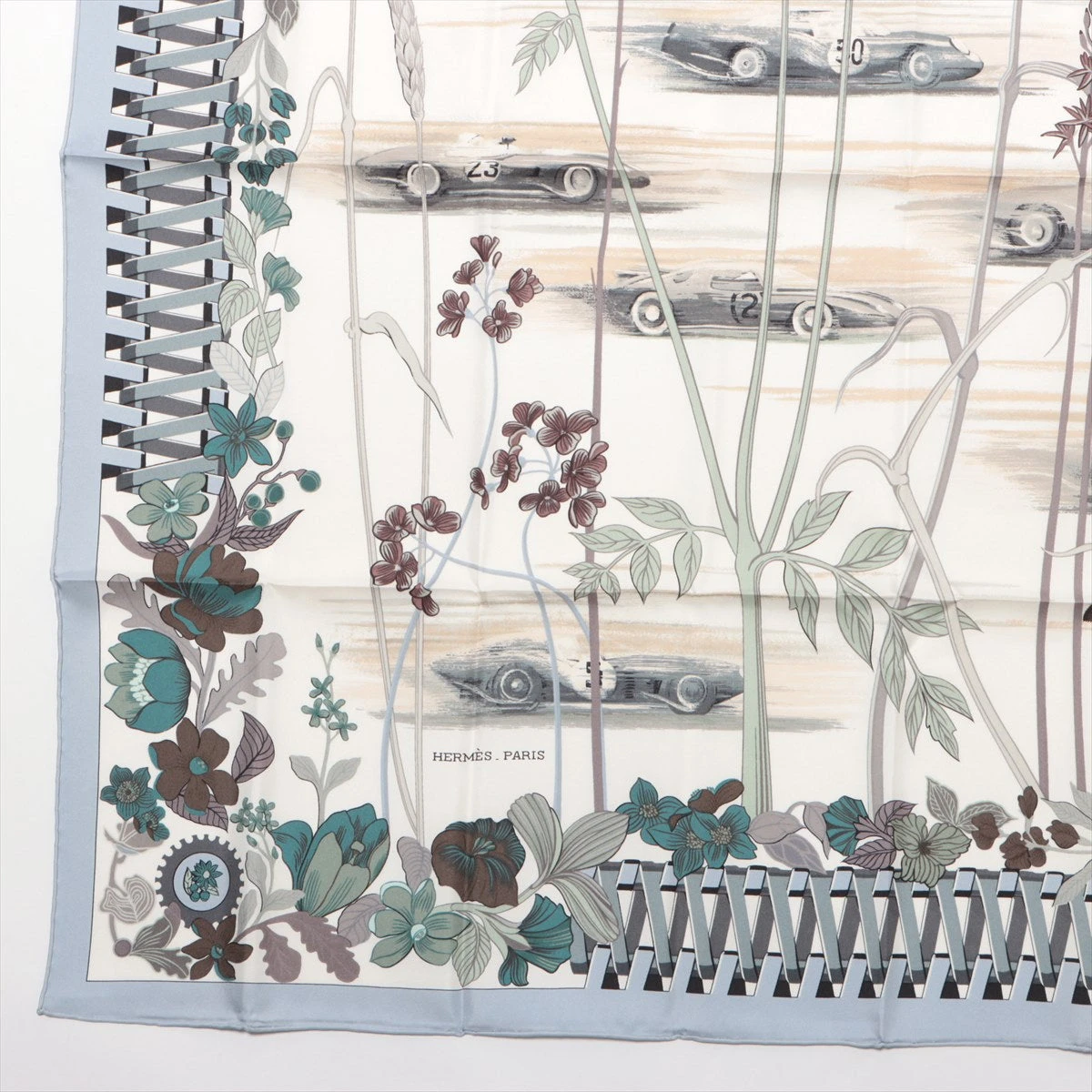 HERMES LES BOLIDES RACE CARS　エルメス　カレ90 HERMES LES BOLIDES RACE CARS エルメス カレ90 - メルカリ