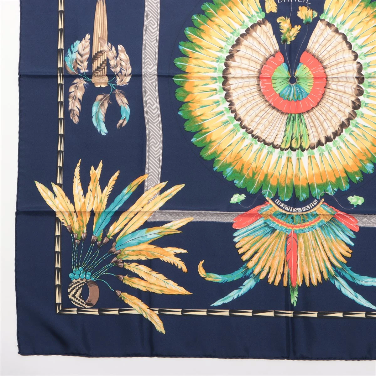 HERMES/エルメス カレ90 ブラジル シルク スカーフ d_142 HERMES エルメス スカーフ カレ90 BRAZIL ブラジル シルク 紺