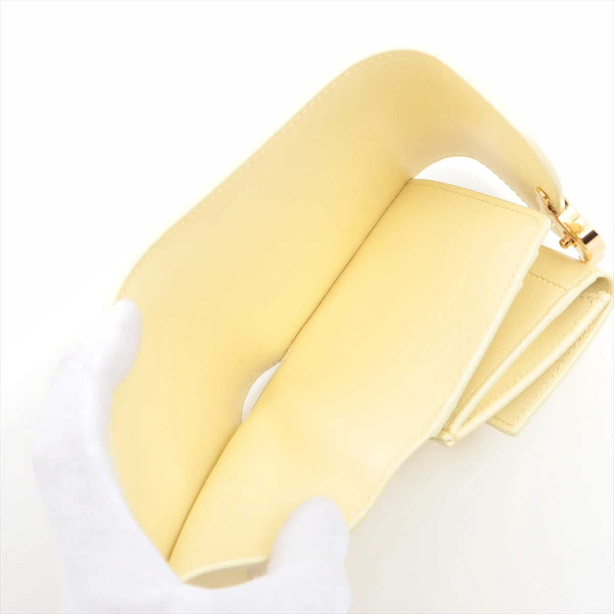 セリーヌ トリオンフ イエロー スモールウォレット セリーヌスモールウォレット トリオンフ イエロー ゴールド金具