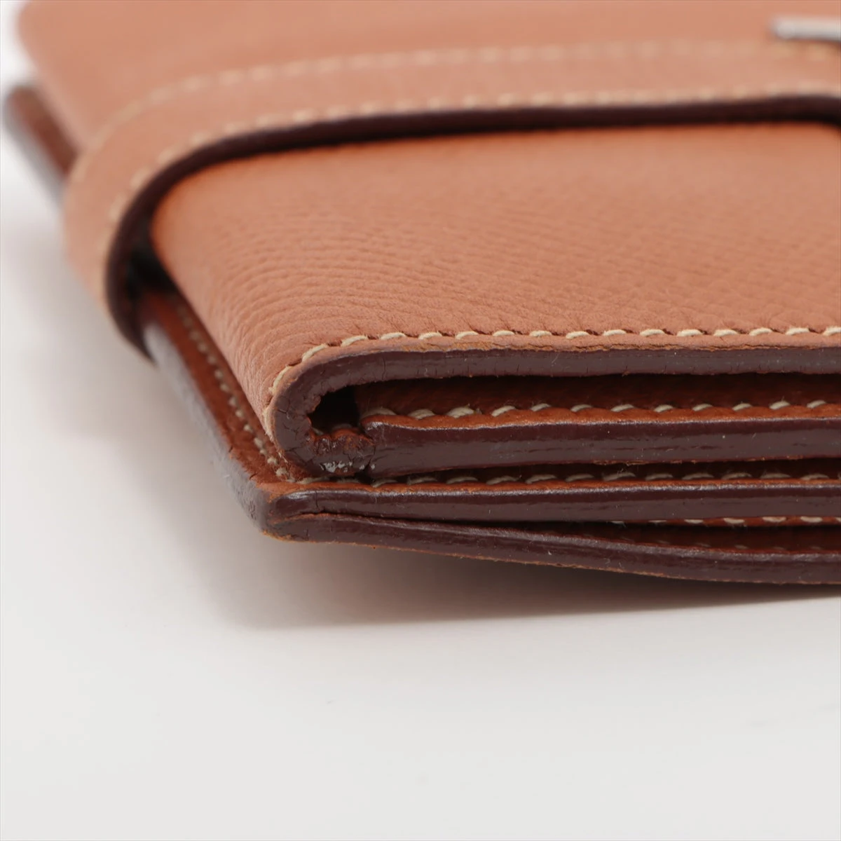 【極美品】HERMES エルメス ベアンレクトベルソ ウォレット 二つ折り財布 HERMES(エルメス)/商品名の買取【ブランディア】