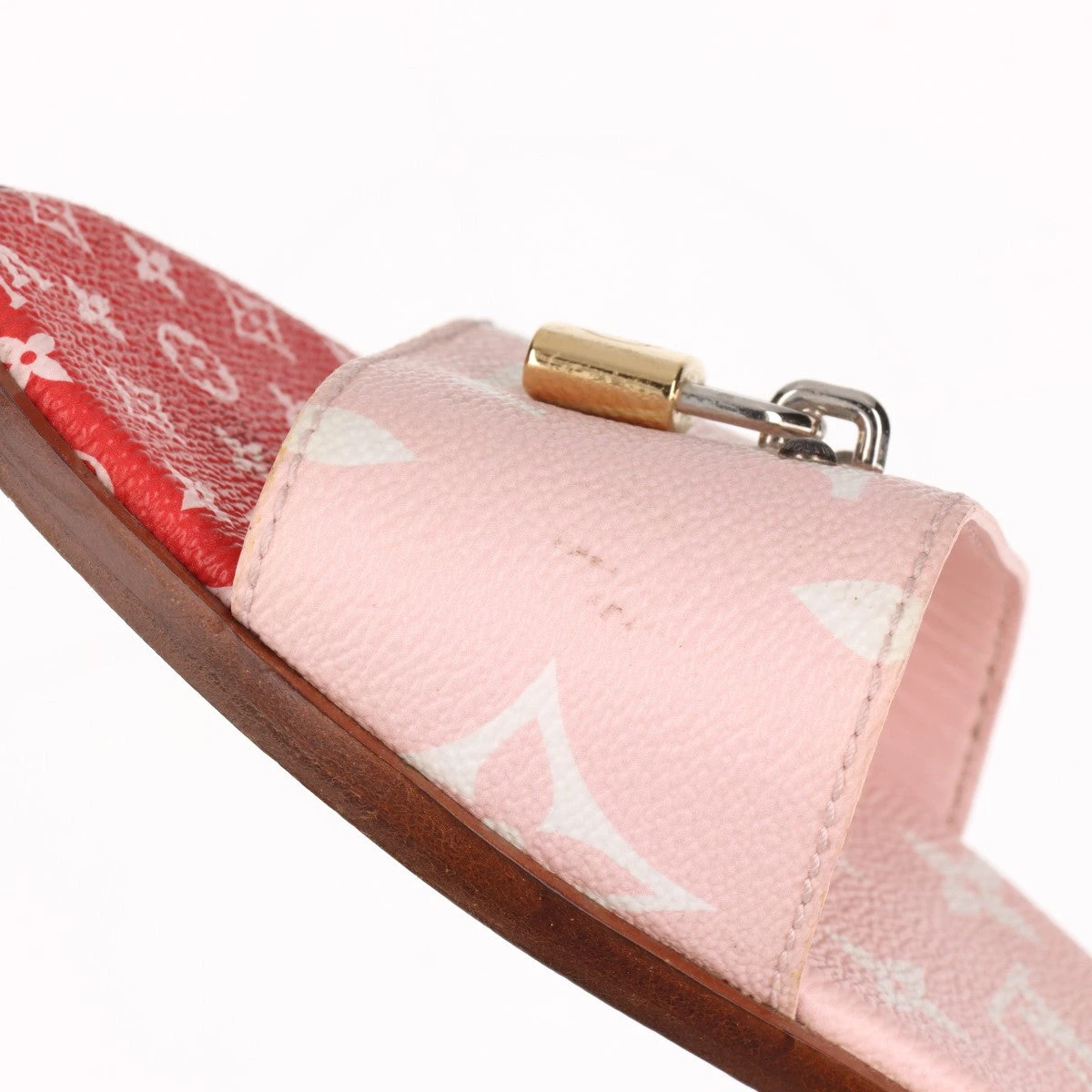 LOUIS VUITTON サンダル ピンクx白等(花柄) 4103424M0100 楽天市場】ピンク（ブランドルイ・ヴィトン）（サンダル