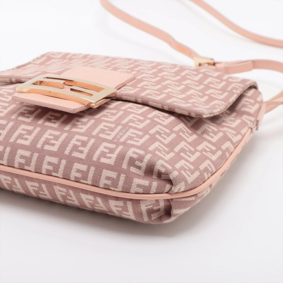 フェンディ ショルダー ミニバッグ ポシェット ズッキーノ レザー 楽天市場】【バッグ】FENDI フェンディ ズッキーノ柄 ショルダー