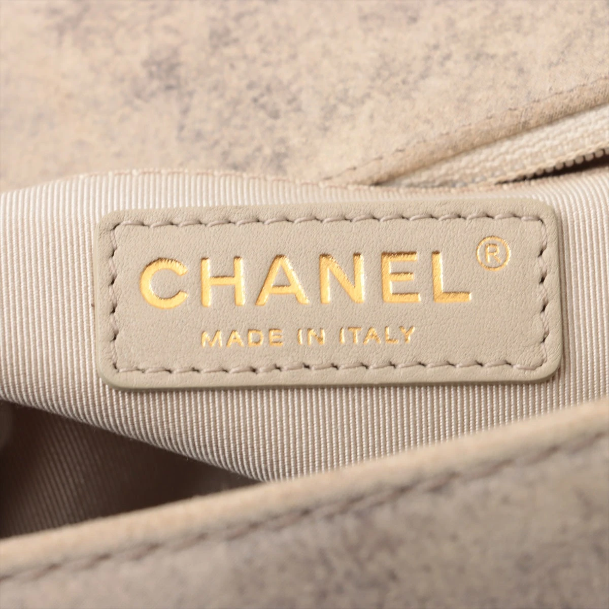 CHANEL ベージュ スエード ショルダーバッグ ショッピング バッグ、スエード カーフスキン & シャイニー