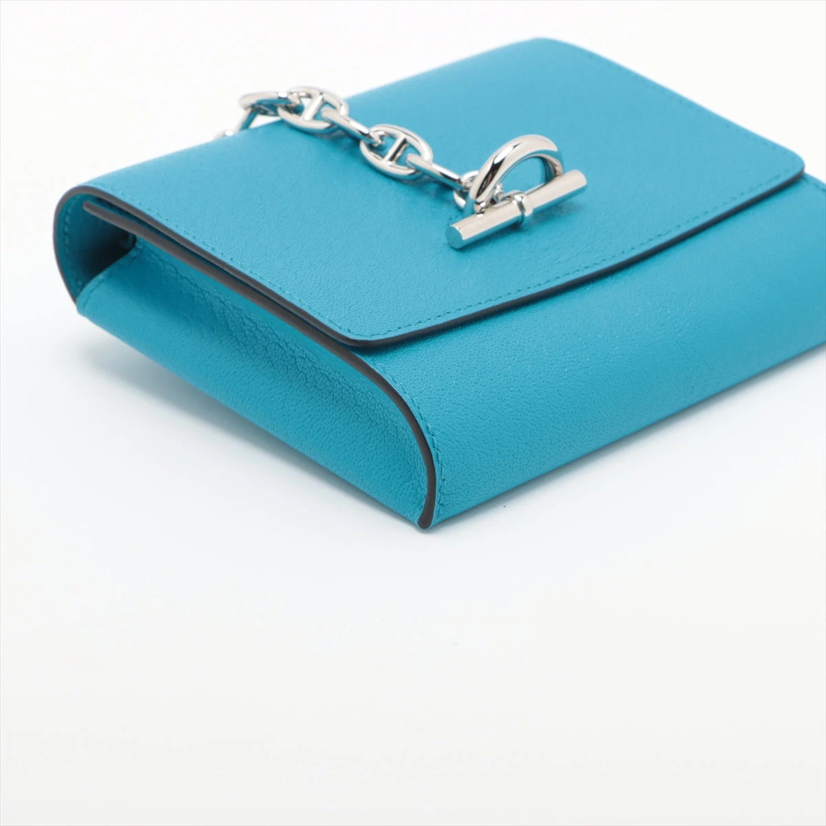 エルメス シェーヌダンクル コンパクトウォレット シェブルミゾル