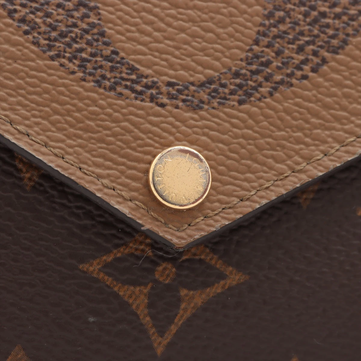 ヴィトン ジャイアントモノグラムリバース ポルト カルト レクト