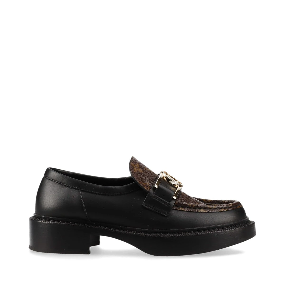 美品 ルイ・ヴィトン ローファー MA1129 サイズ37 1/2 24.5 66f0f773705d4.webp