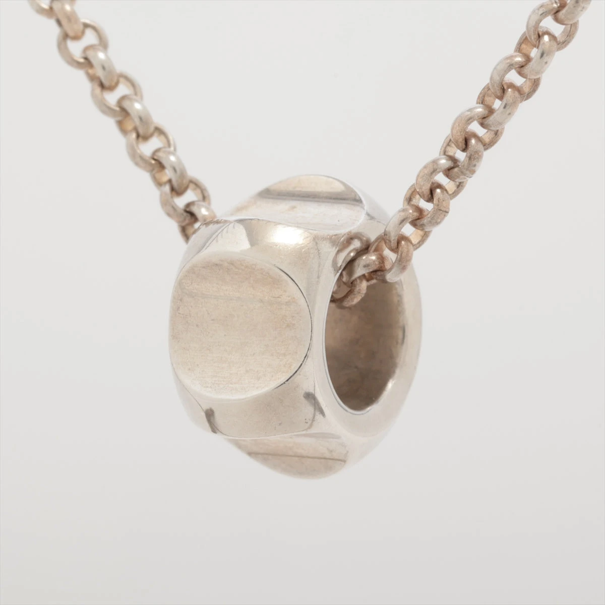 ディファレントネックレスシルバー DIFFERENT NECKLACE