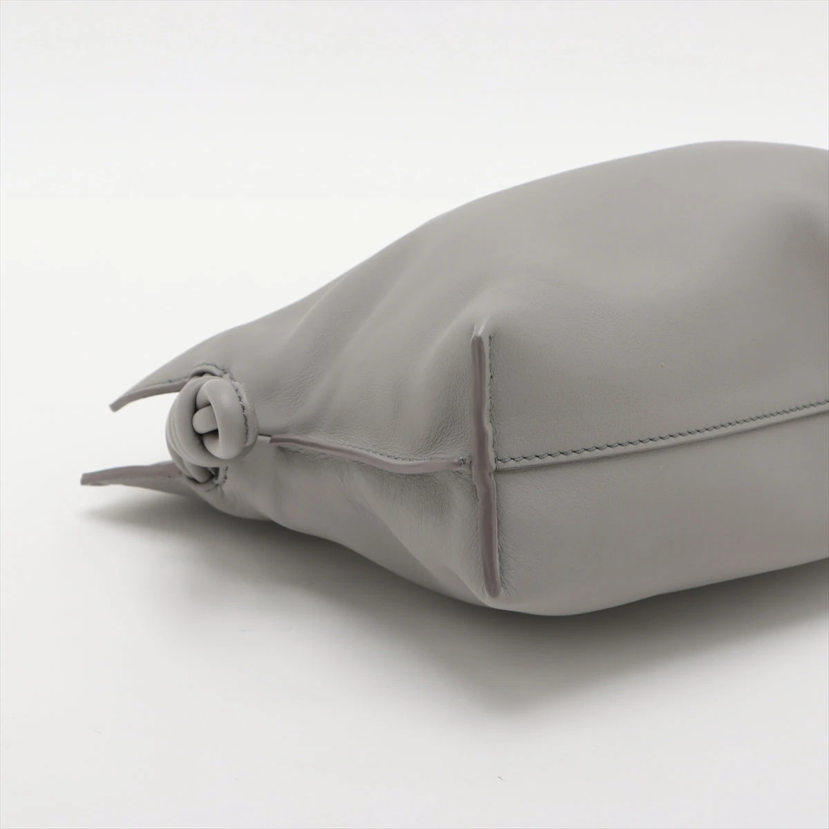 ❤️ロエベ❤️フラメンコクラッチミニ アッシュグレー LOEWE - ❤️ロエベ❤️フラメンコクラッチミニ アッシュグレーの通販
