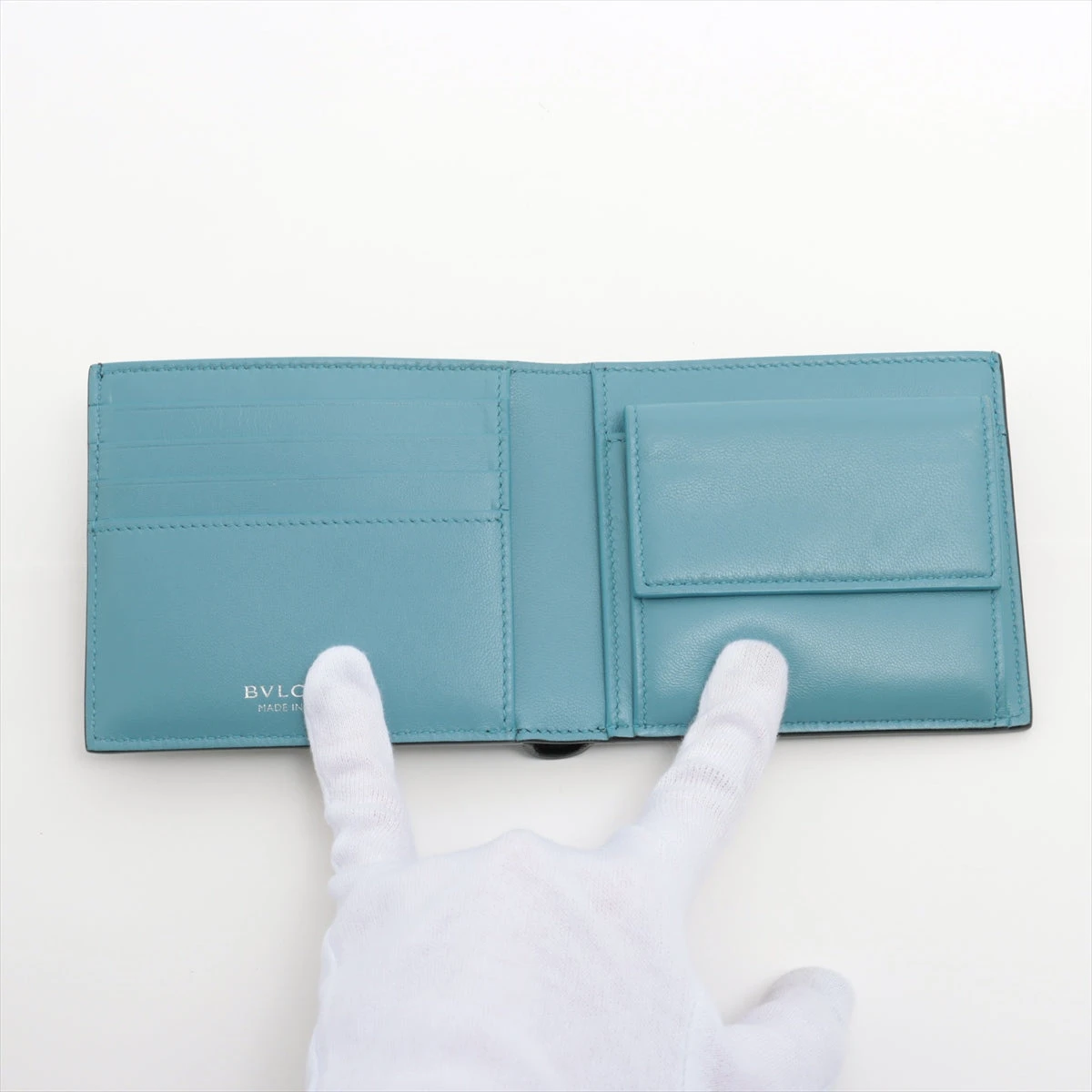 ✨未使用展示品✨　BVLGARI ミディアムウォレット　ミニ財布　ビーゼロワン ブルガリ】ビー・ゼロワン ミニ折り財布288240/288243/289085