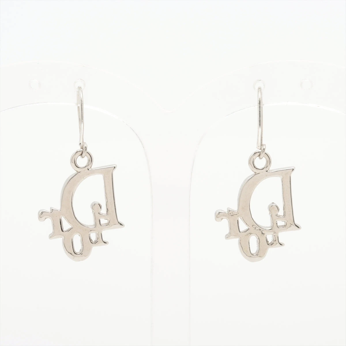 Dior(ディオール) 両耳ピアス新品未使用 121953.jpg