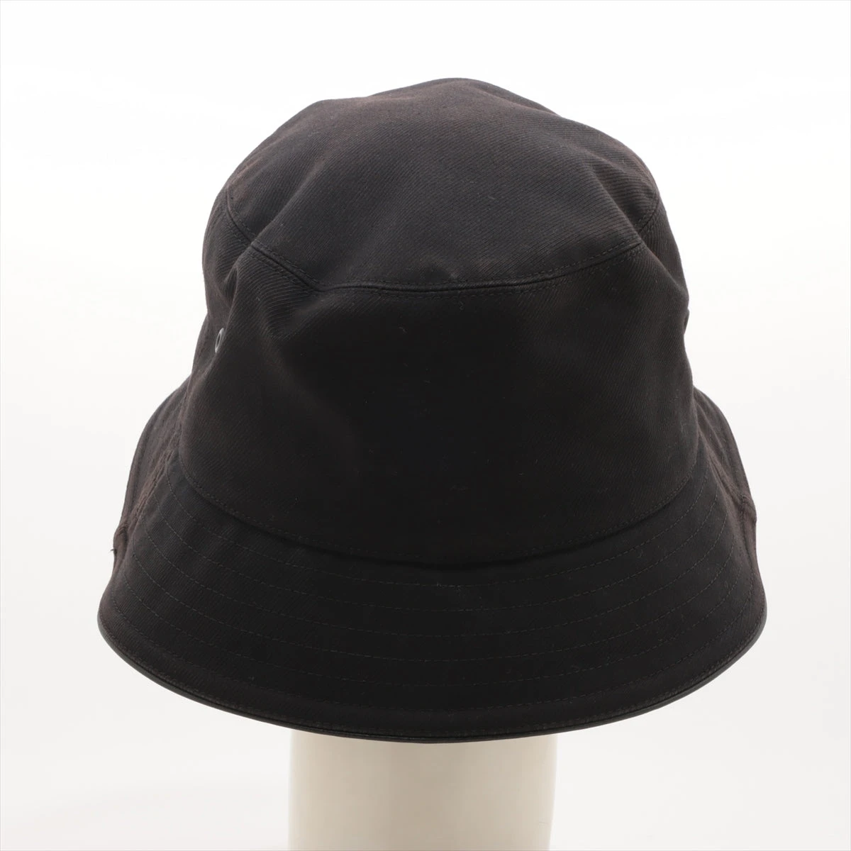 タグ付き新品　バーバリーロンドン イングランド　コットン　バケットハット　M 黒 BURBERRY コットンギャバジン バケットハット | NET-A-PORTER