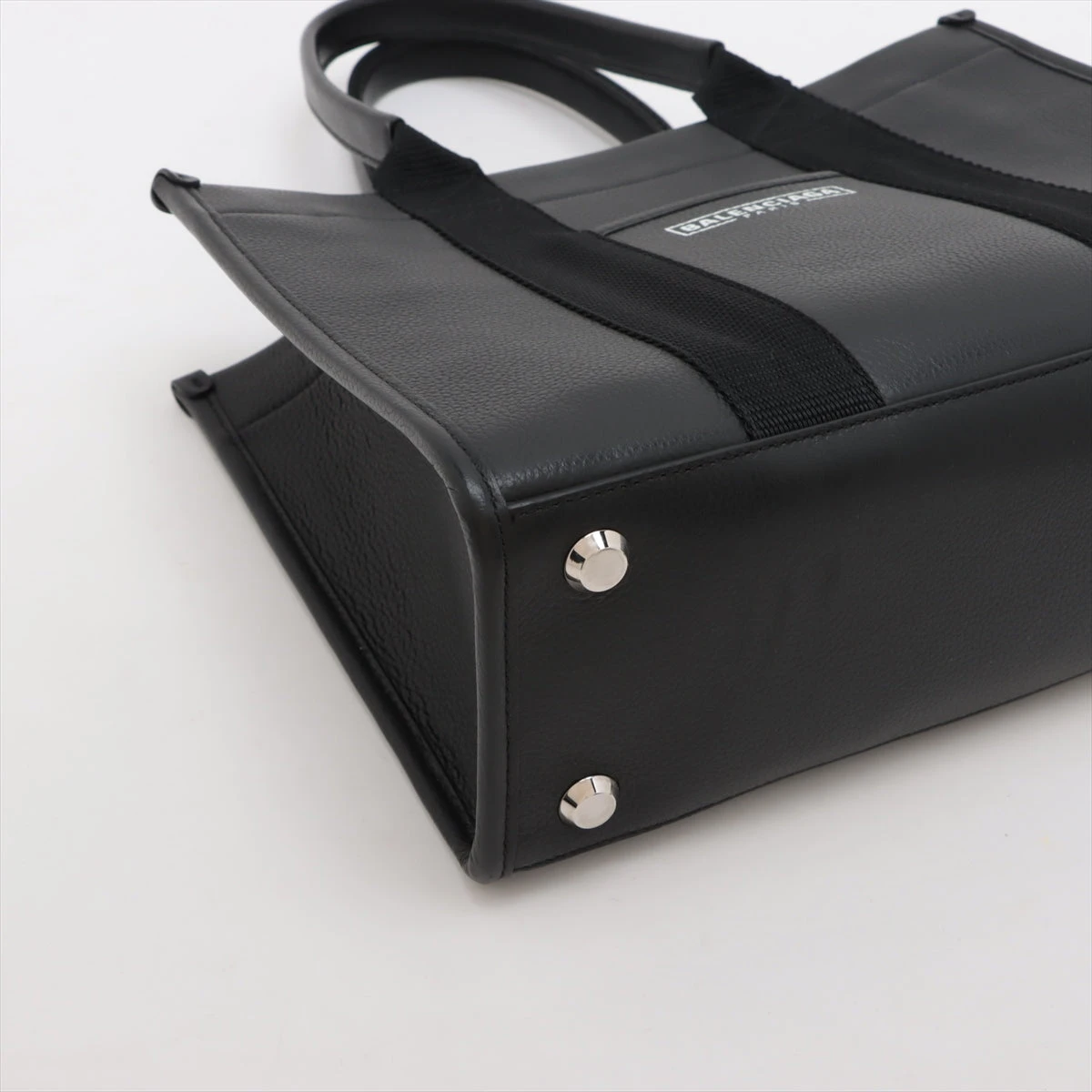 バレンシアガ　ハンドバッグ　ハードウェア　2way オールレザー　ショルダー 楽天市場】BALENCIAGA バレンシアガ ショルダーバッグ EVERYDAY 2.0