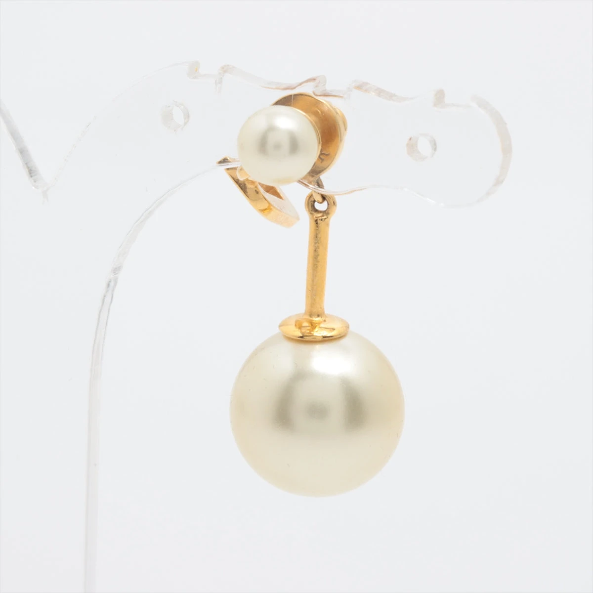 【美品】DIOR トライバル ピアス パール ゴールド ロゴ 楽天市場】【ディオール】DIOR トライバル パール スター 星 CDロゴ