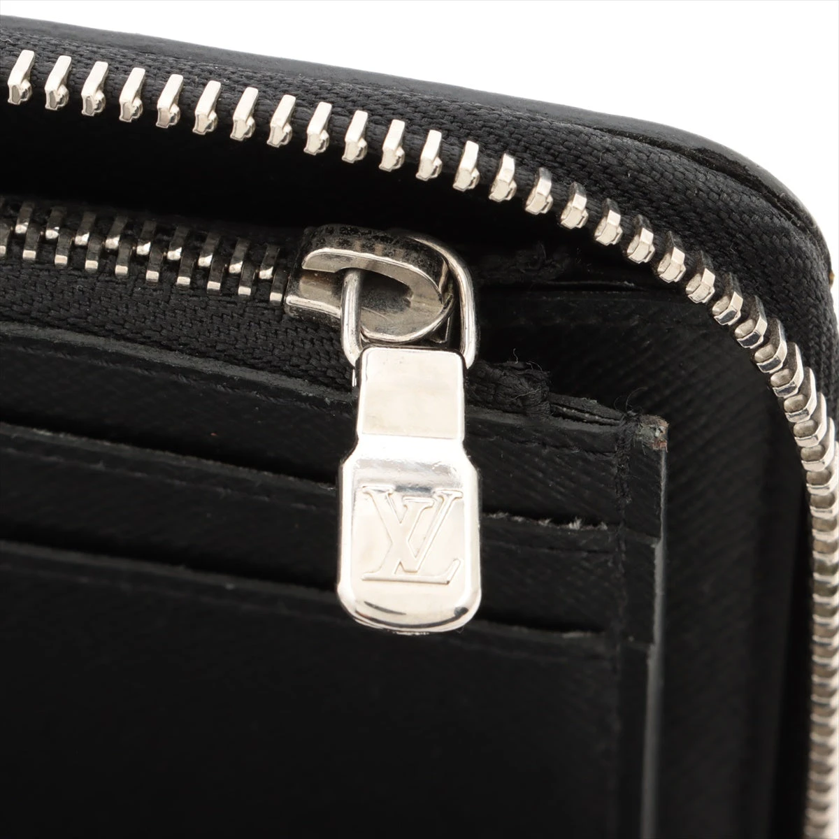 ヴィトン タイガ ジッピー・オーガナイザー NM M30056 LOUIS VUITTON ルイ・ヴィトン ジッピー・オーガナイザーNM
