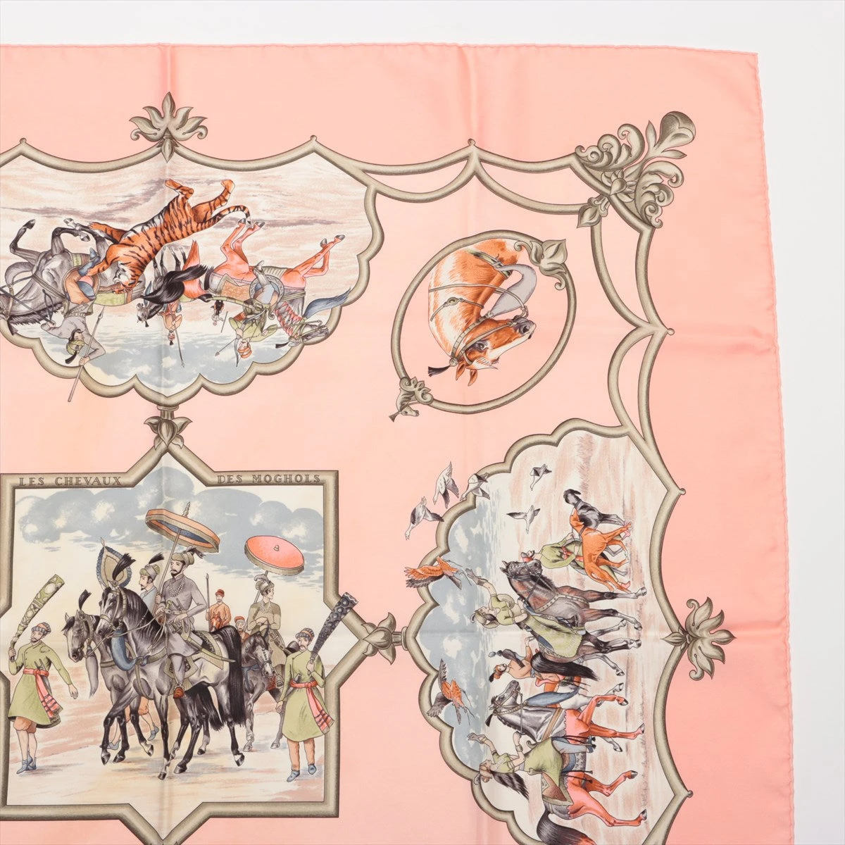 エルメス プリーツカレ LES CHEVAUX DES MOGHOLS ムガル王朝の馬