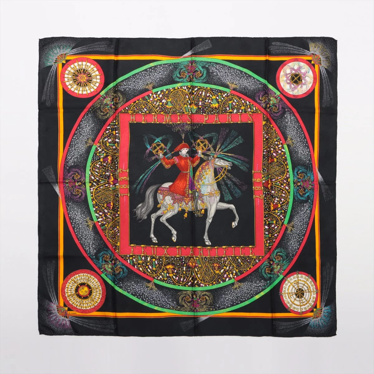 2503-149｜※専用｜エルメス カレ90 FEUX D' ARTIFICE 2503-149｜※専用｜エルメス カレ90 FEUX D' ARTIFICE - メルカリ