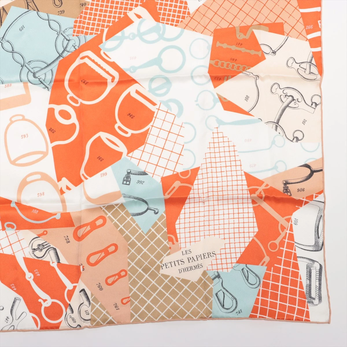 エルメス カレ70 LES PETITS PAPIER レ プティ パピエ スカーフ シルク
