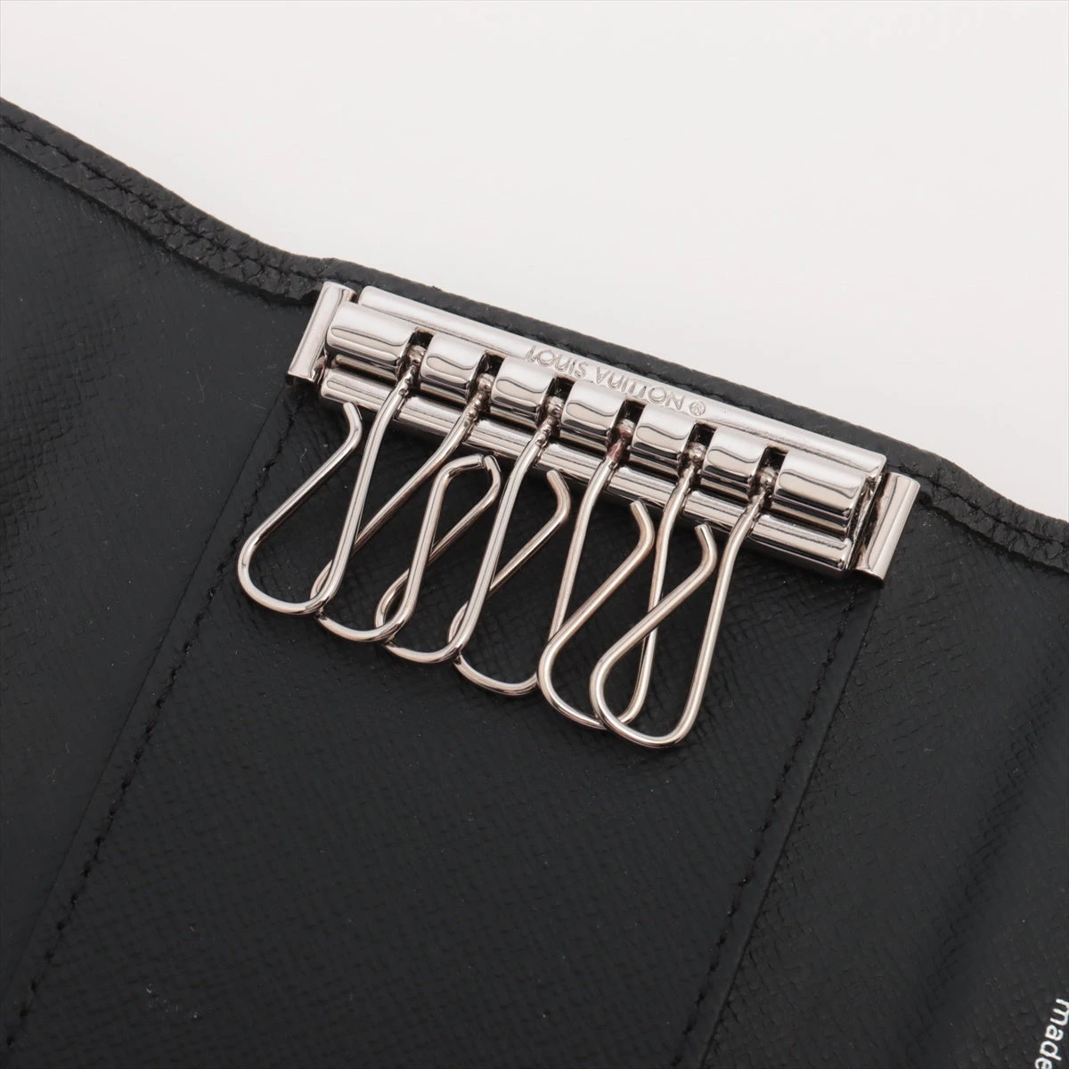 ヴィトン タイガ ミュルティクレ6 M30500 ノワール キーケース