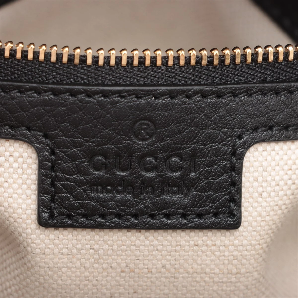 グッチ GGエンブレム スモール トップハンドルバッグ レザー 2WAY 