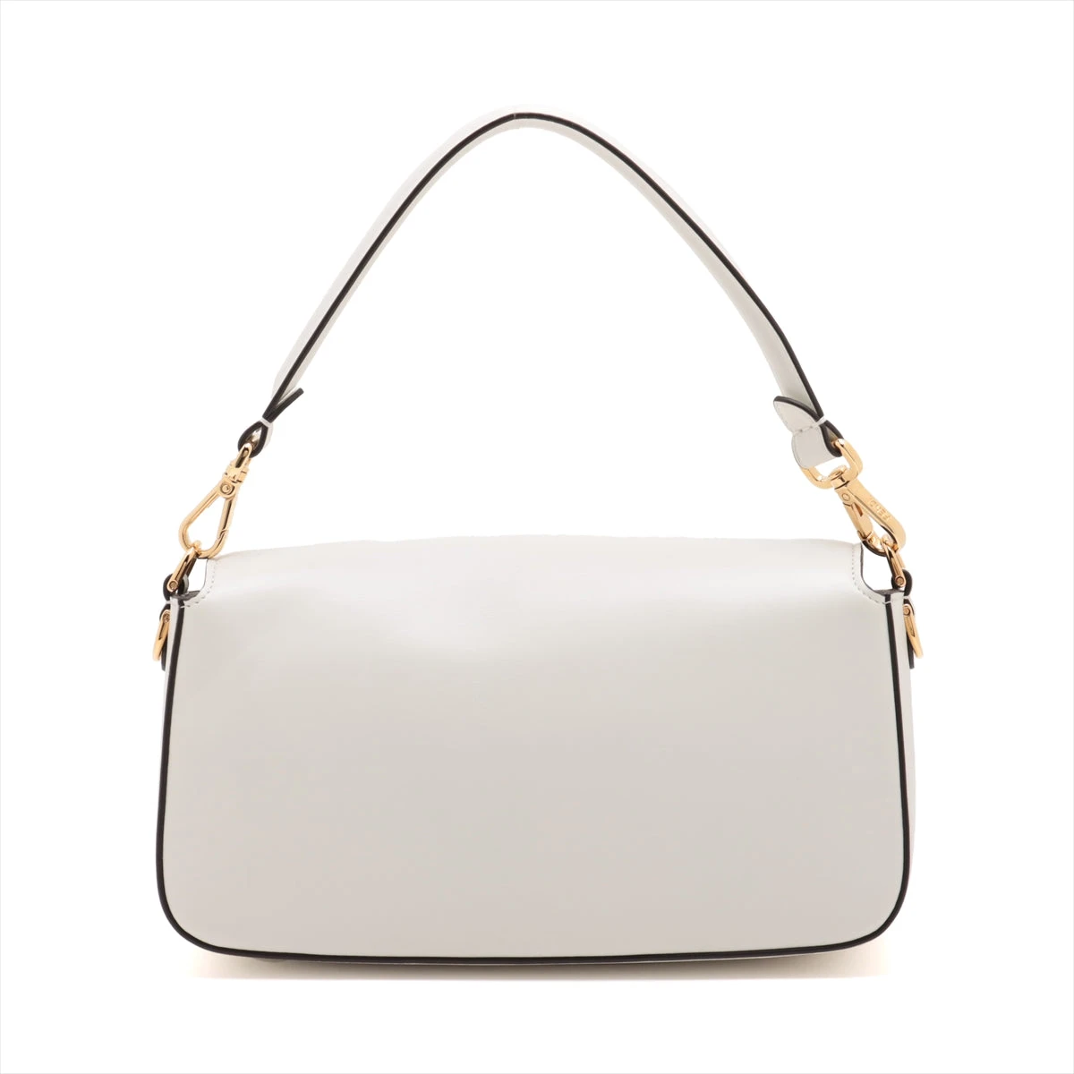 フェンディ マルチポケット バゲット レザー ショルダーバッグ フェンディ マルチポケット バゲット レザー ショルダーバッグ