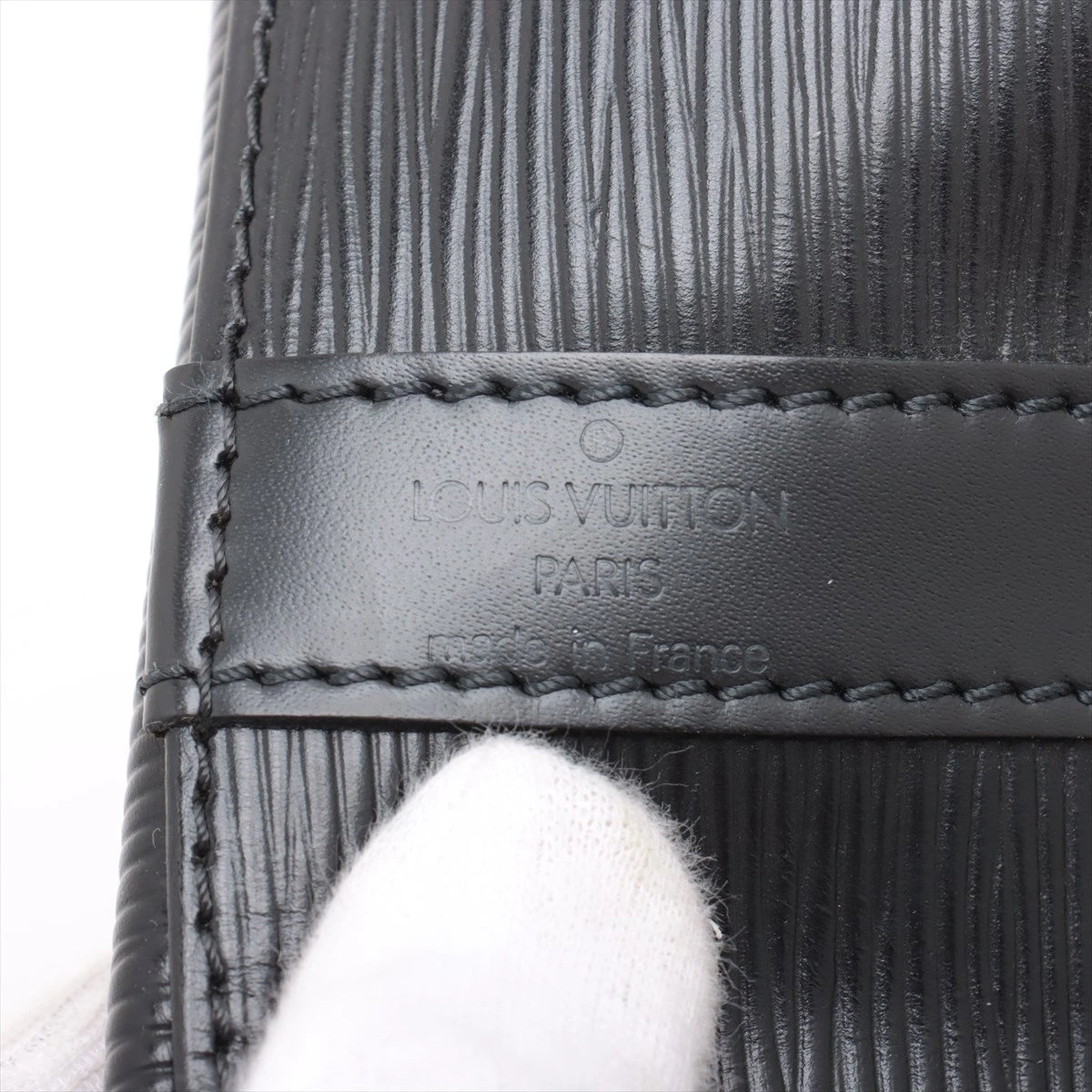 ヴィトン エピ プチノエ M44102 A3095988｜中古ブランド品