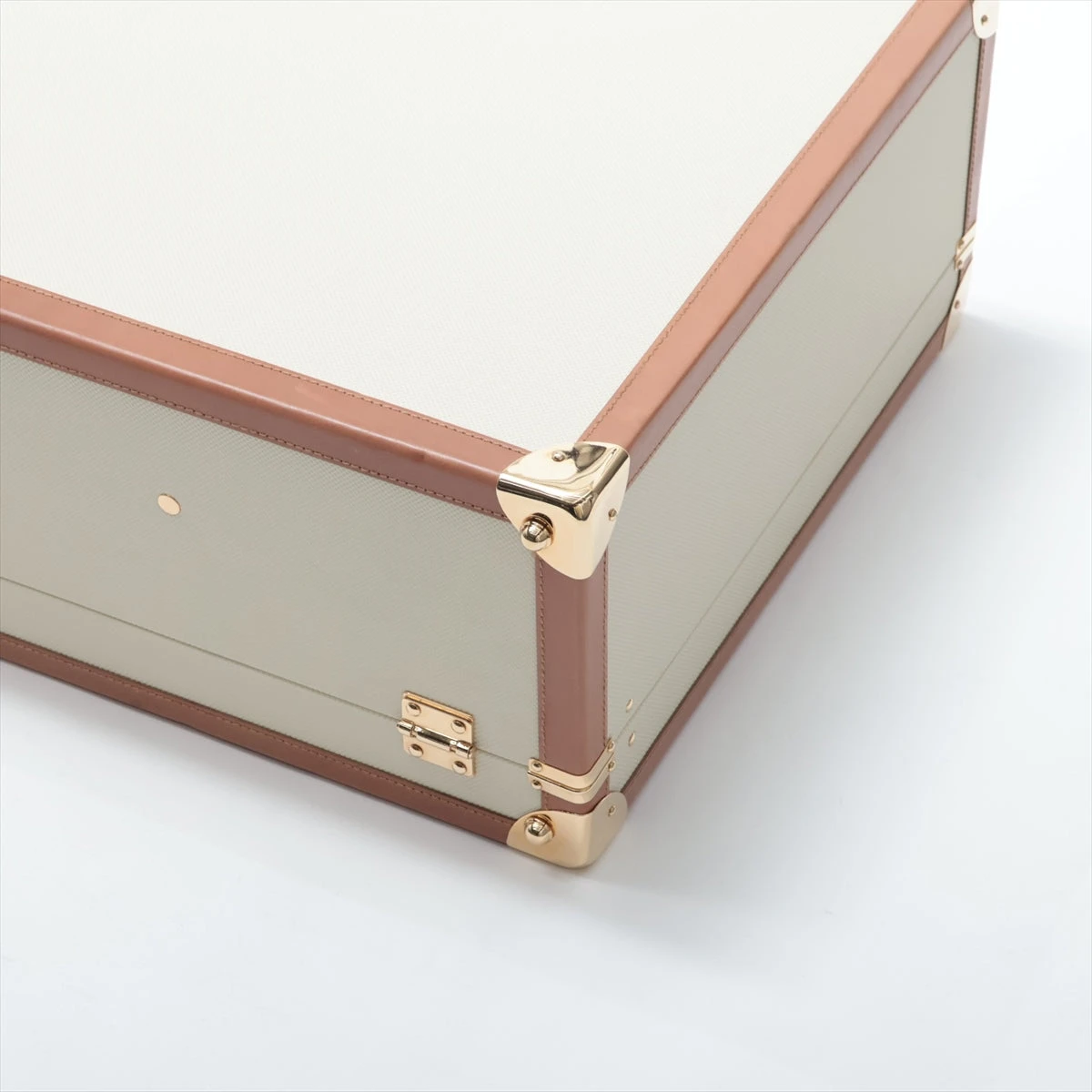 【廃盤希少】ボッテガ ヴェネタ アタッシュケース レザー ボルドー ビジネス 廃盤希少】ボッテガ ヴェネタ アタッシュケース レザー ボルドー