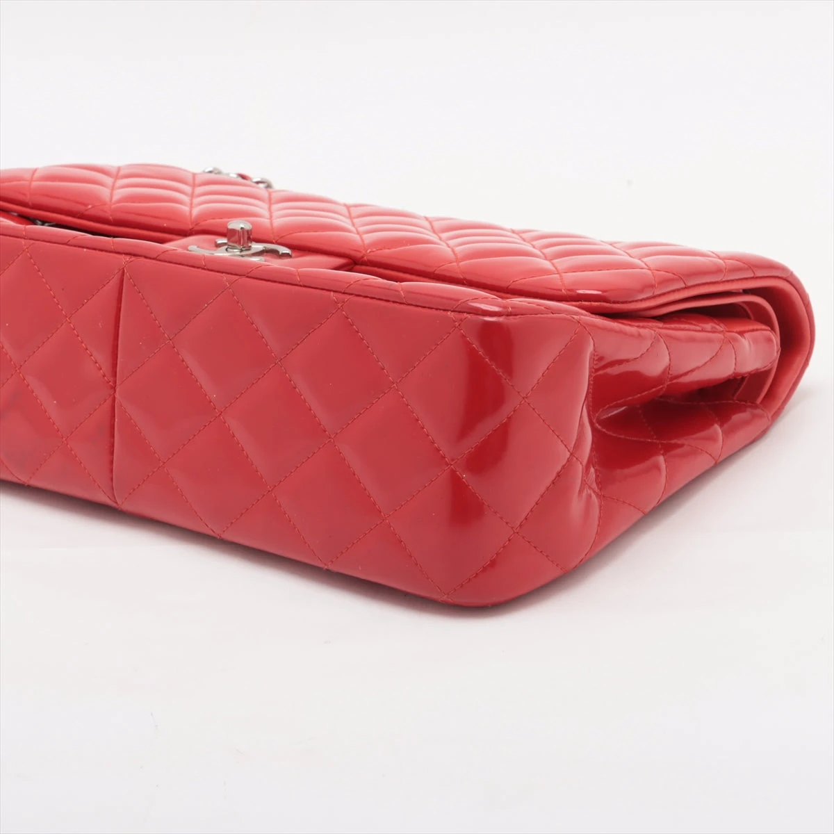 シャネル デカマトラッセ30 ラージ パテントレザー ダブルフラップ