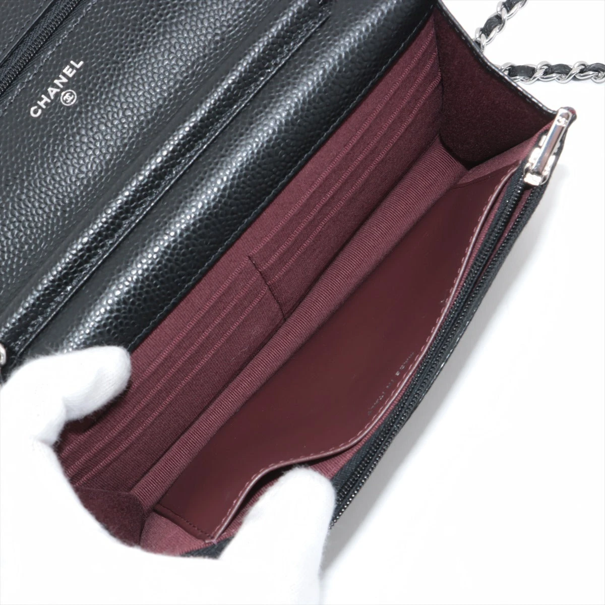 【美品】CHANEL チェーンウォレット シャネル マトラッセ キャビアスキン チェーンウォレット
