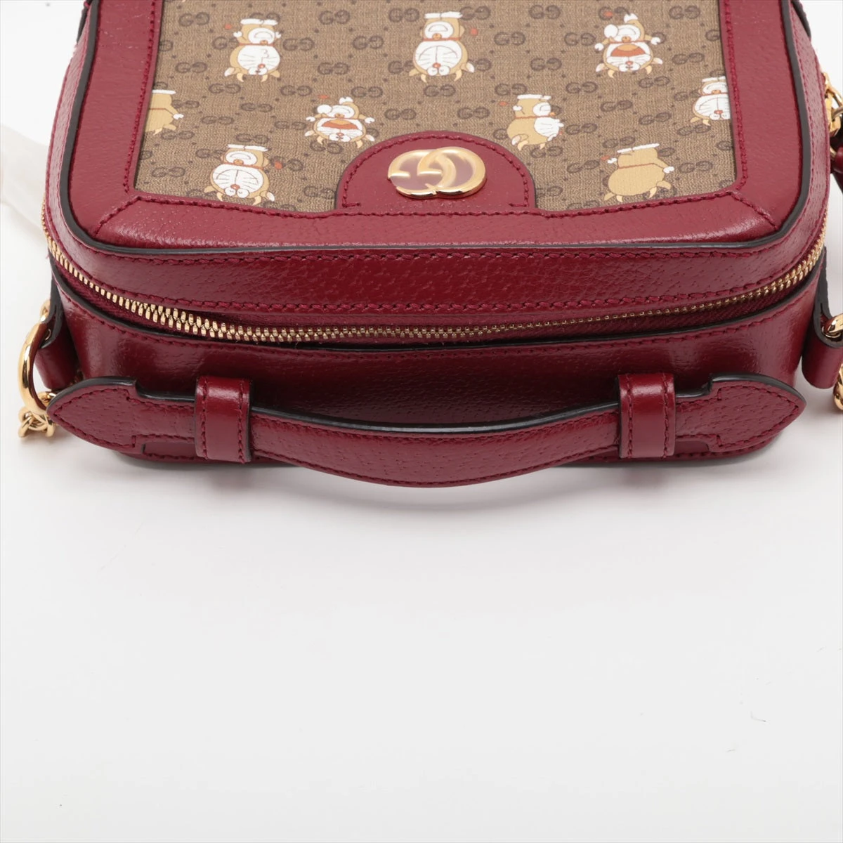 新品 GUCCI ドラえもん GG スプリーム モノグラム ストール ショール 新品 GUCCI ドラえもん GG スプリーム モノグラム ストール ショール
