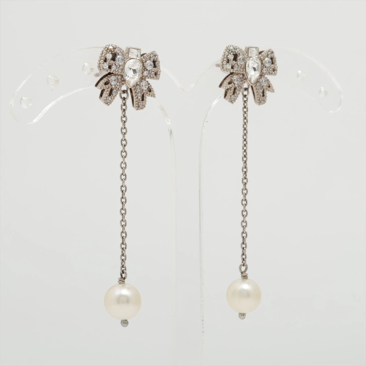 ★ミュウミュウ ★ フェイクパール ドロップ ピアス MiuMiu】フェイクパールドロップイヤリング (ピアス）