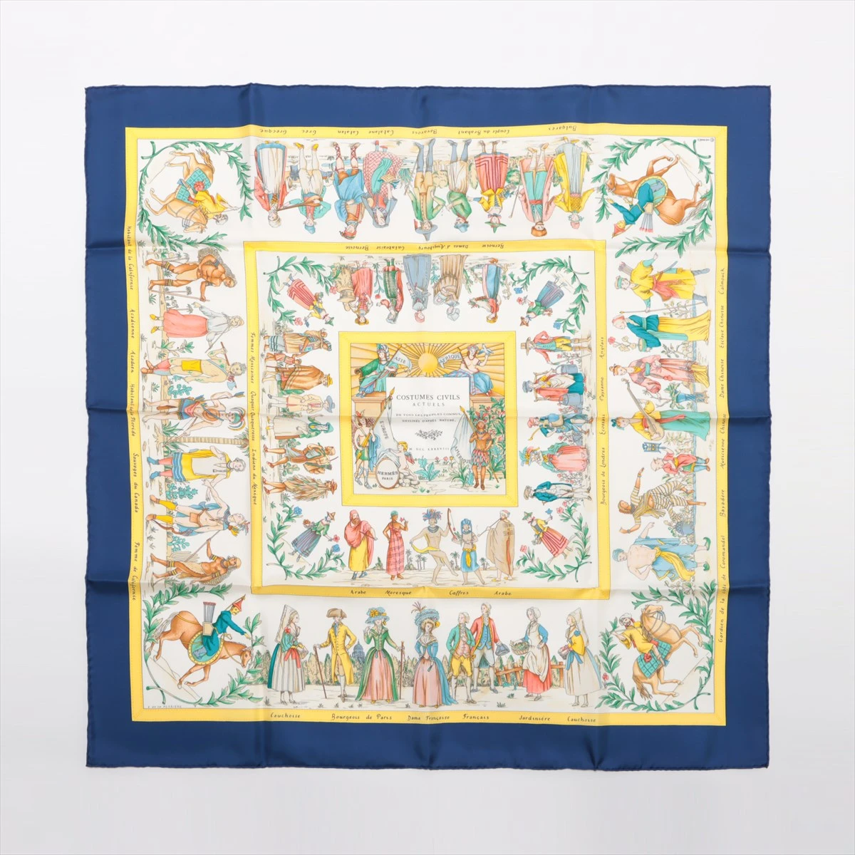 エルメス カレ 90 現代市民の服装 大判スカーフ エルメス カレ 90 現代市民の服装 大判スカーフ HERMES エルメス カレ