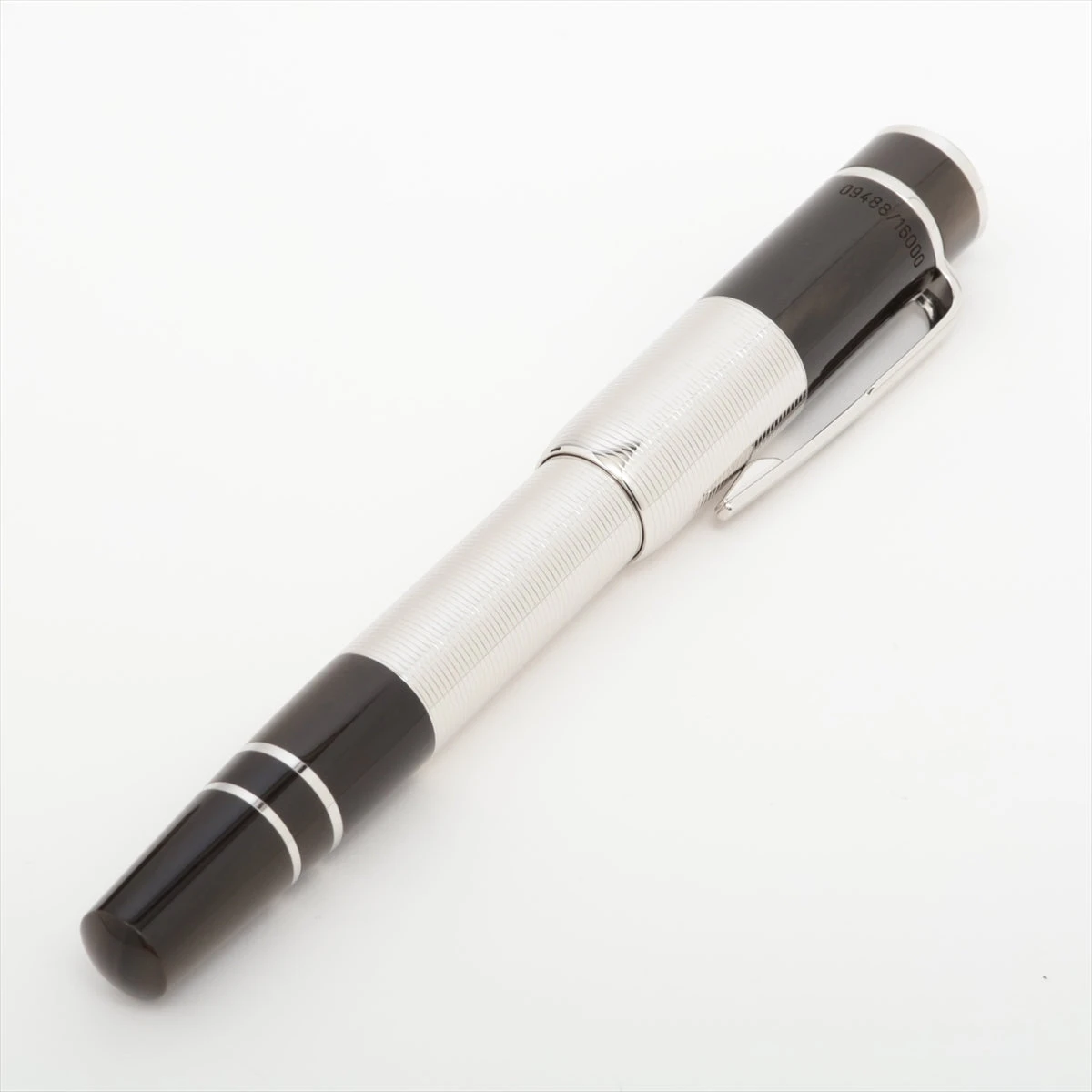 モンブラン 作家シリーズ 万年筆 GP×レジン カーキ×シルバー 2007