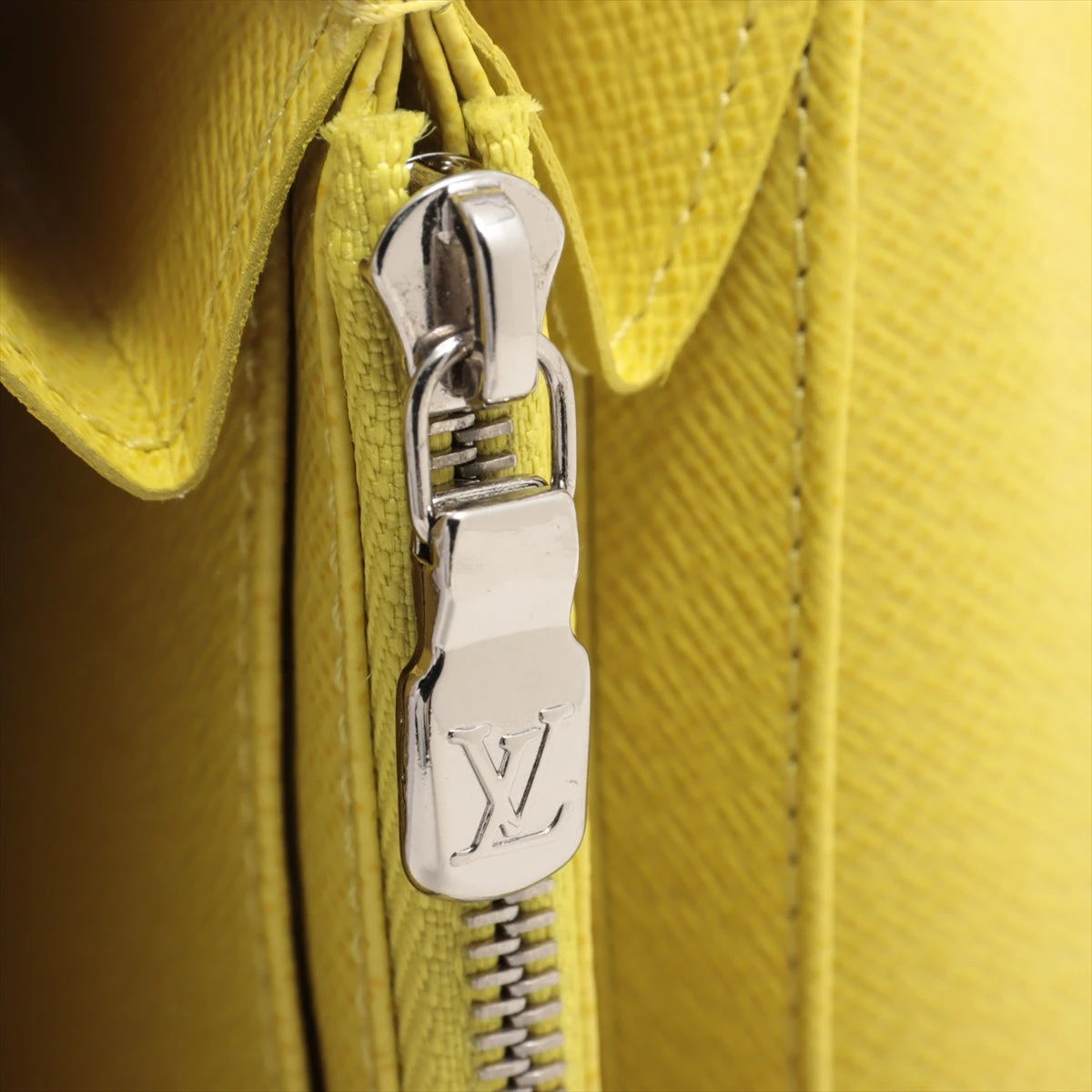 ヴィトン エピ ポルトフォイユサラ M60588 イエロー 財布