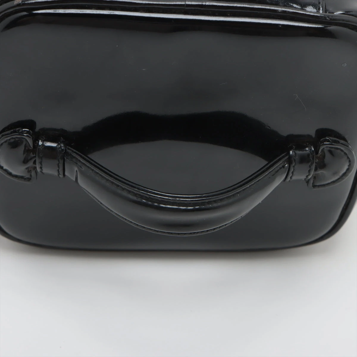 CHANEL ココマーク　パテントレザー バニティバッグ ブラック　シャネル CHANEL シャネル パテント マトラッセ ココマーク バニティ