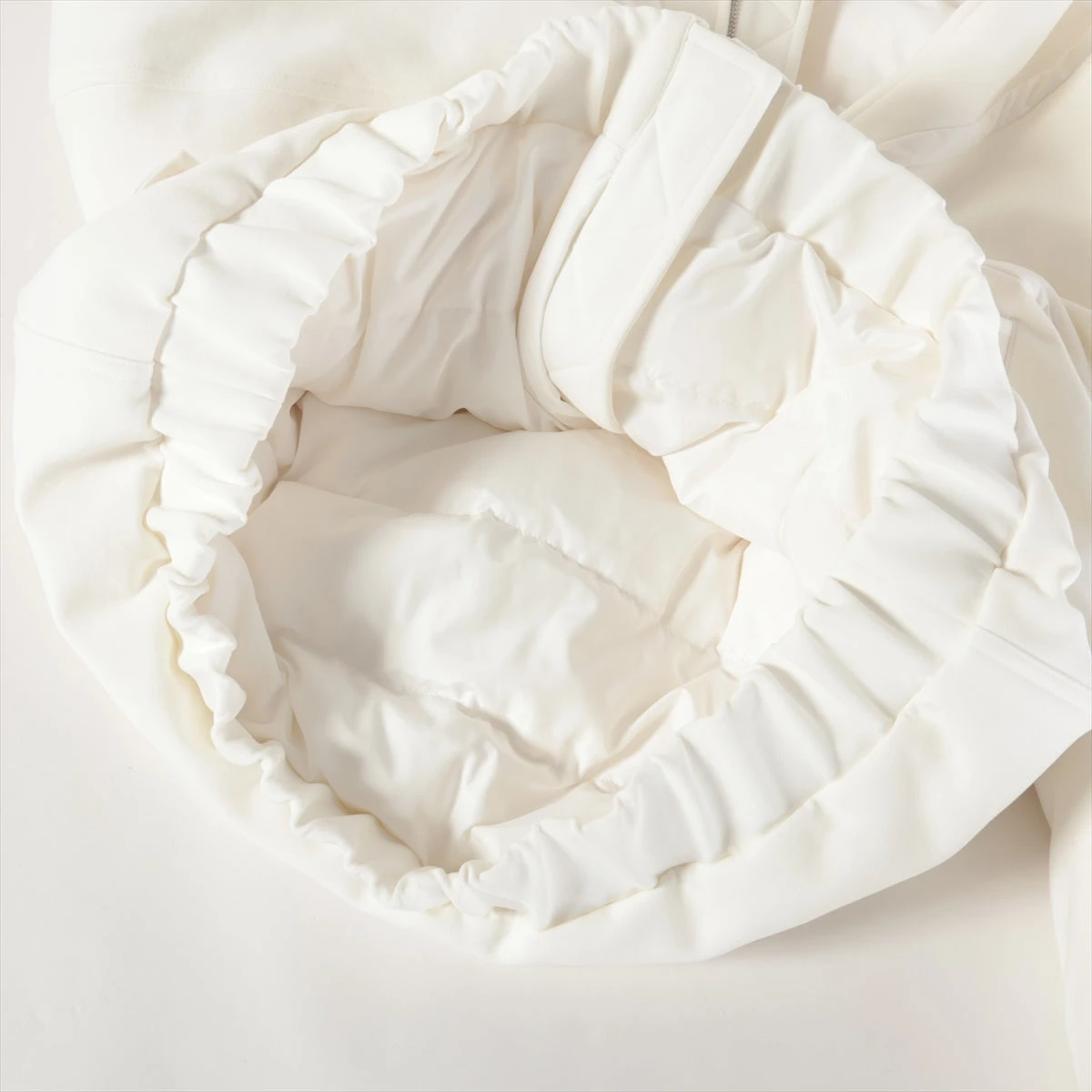 ヴァレンティノ ポリエステル×ナイロン ダウンジャケット 44 メンズ ホワイト 2V3CNC0590G