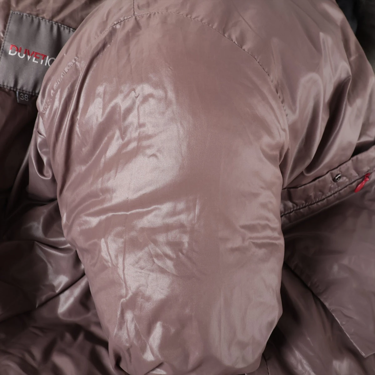 デュベティカ ナイロン ダウンコート 38 レディース ブラック G32-003