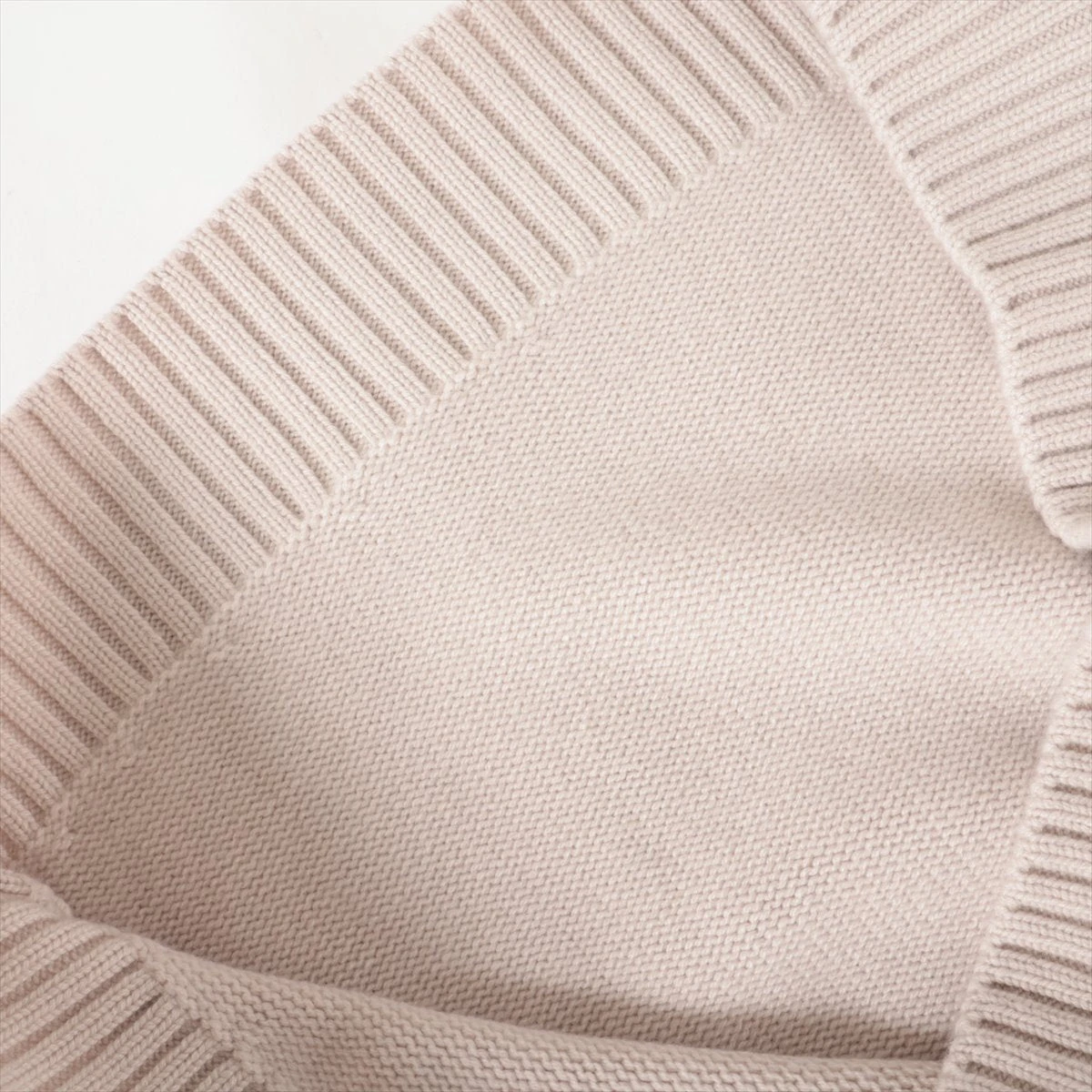 ロロピアーナ　カシミヤニット　36 LORO PIANA（ロロピアーナ）】極上の肌触り『ベビーカシミヤ』ニットの